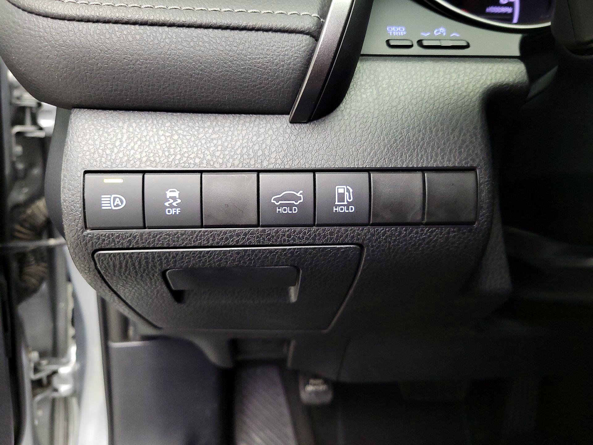 Thumbnail: 2023 Toyota Camry - 13