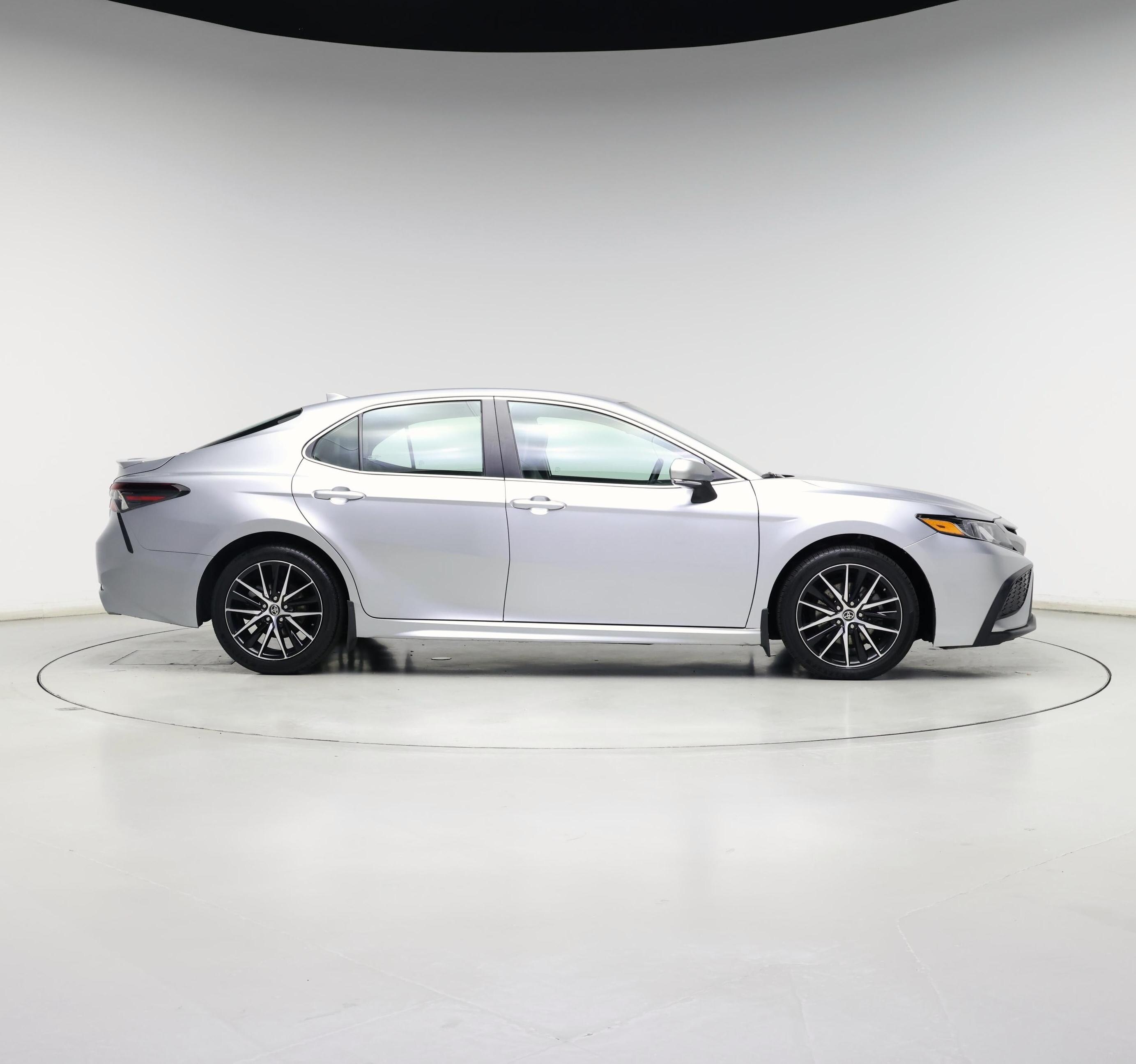 Thumbnail: 2023 Toyota Camry - 7