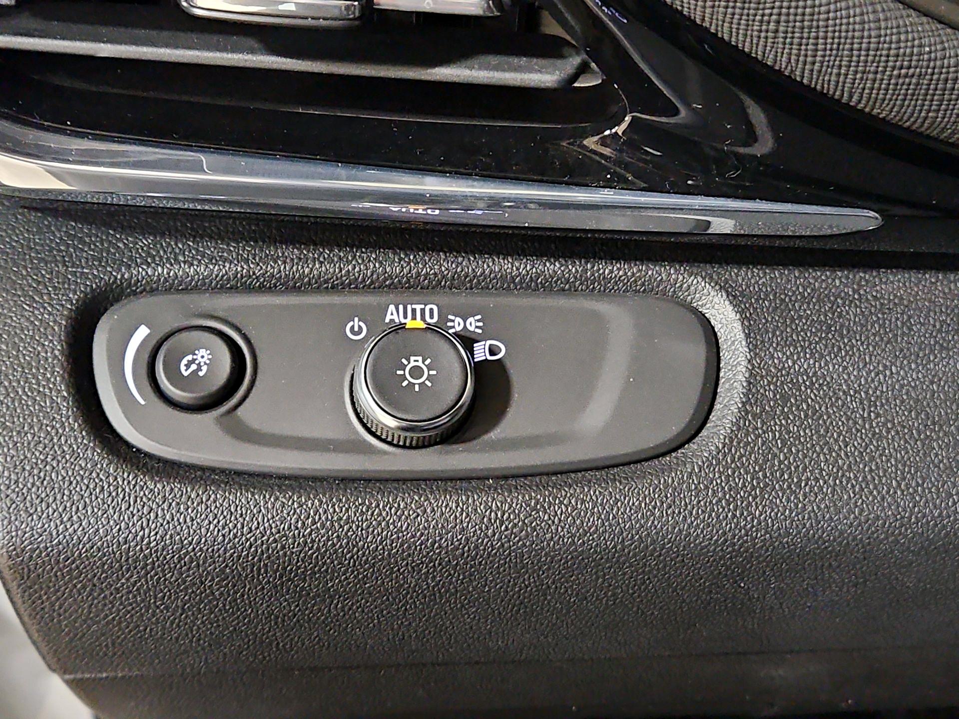 Thumbnail: 2025 Buick Envista - 13