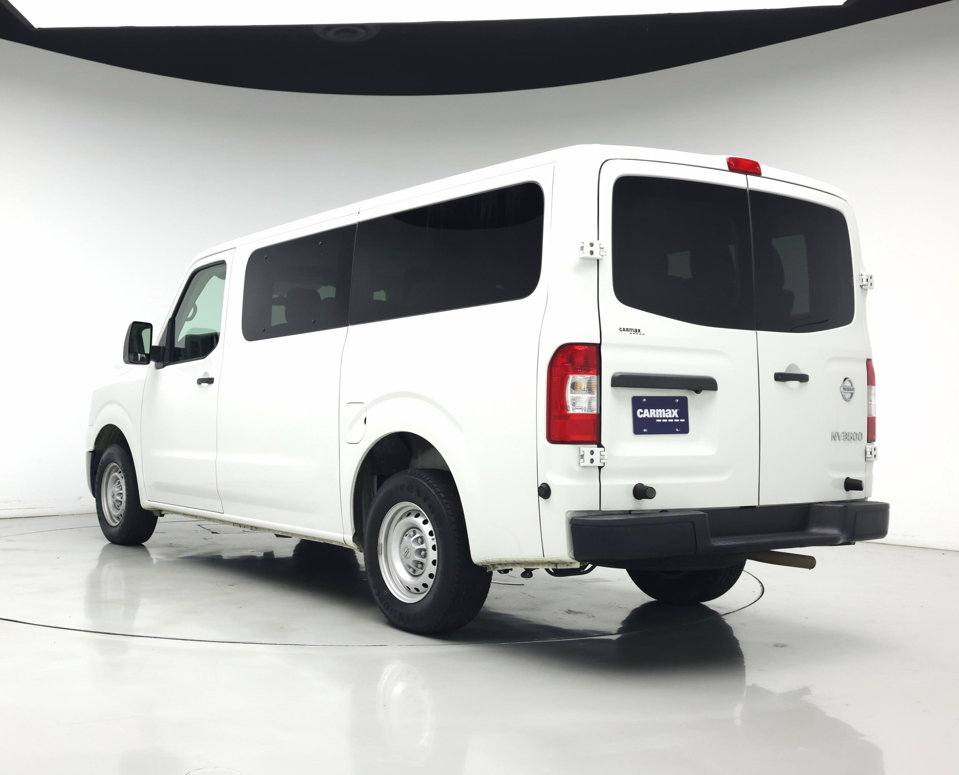 Thumbnail: 2018 Nissan NV - 2