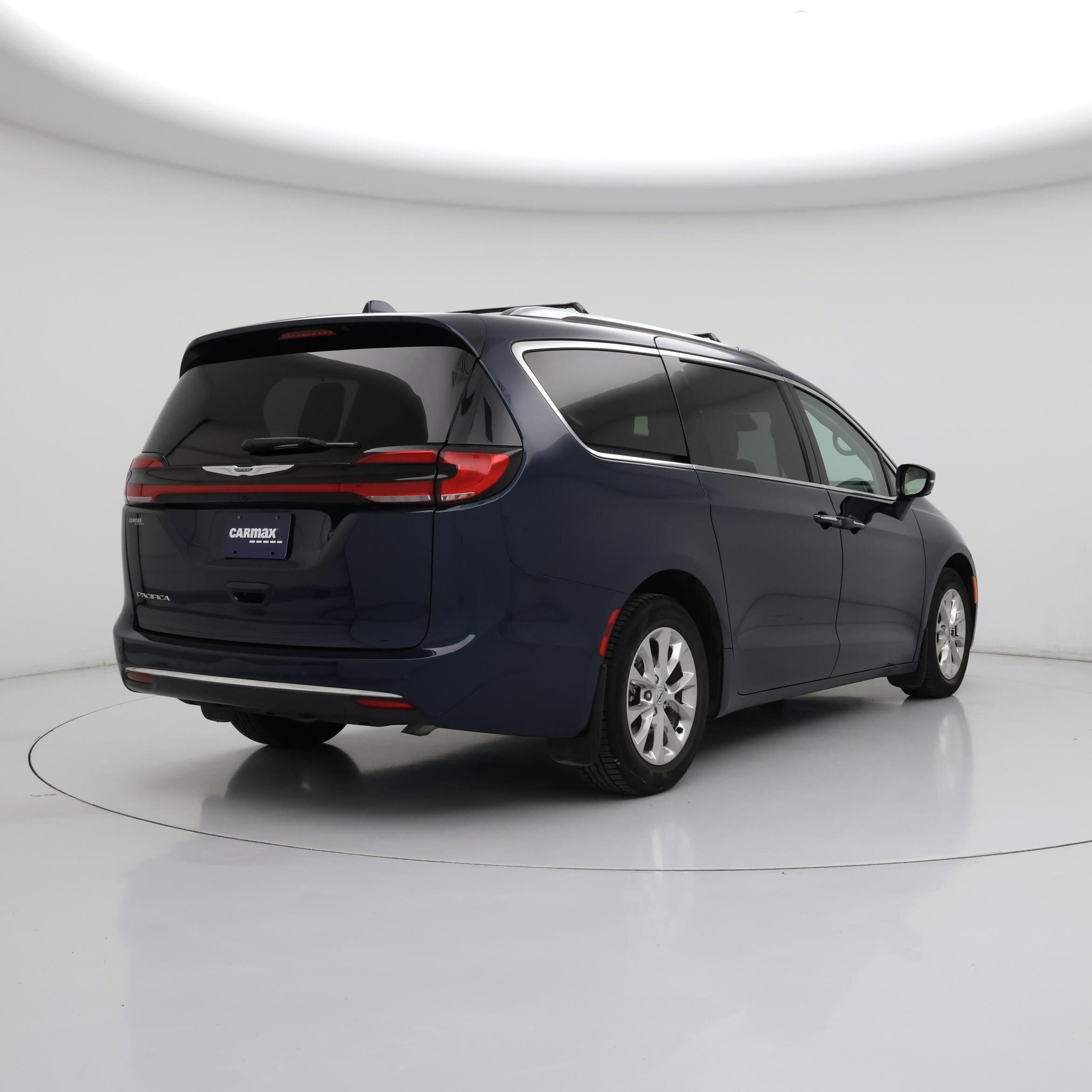 Thumbnail: 2021 Chrysler Pacifica - 8