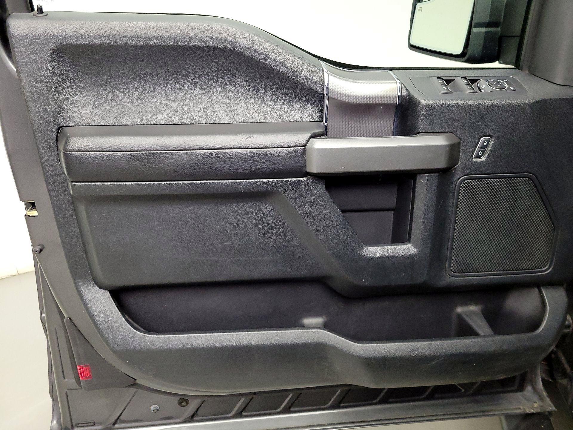 Thumbnail: 2016 Ford F-150 - 12