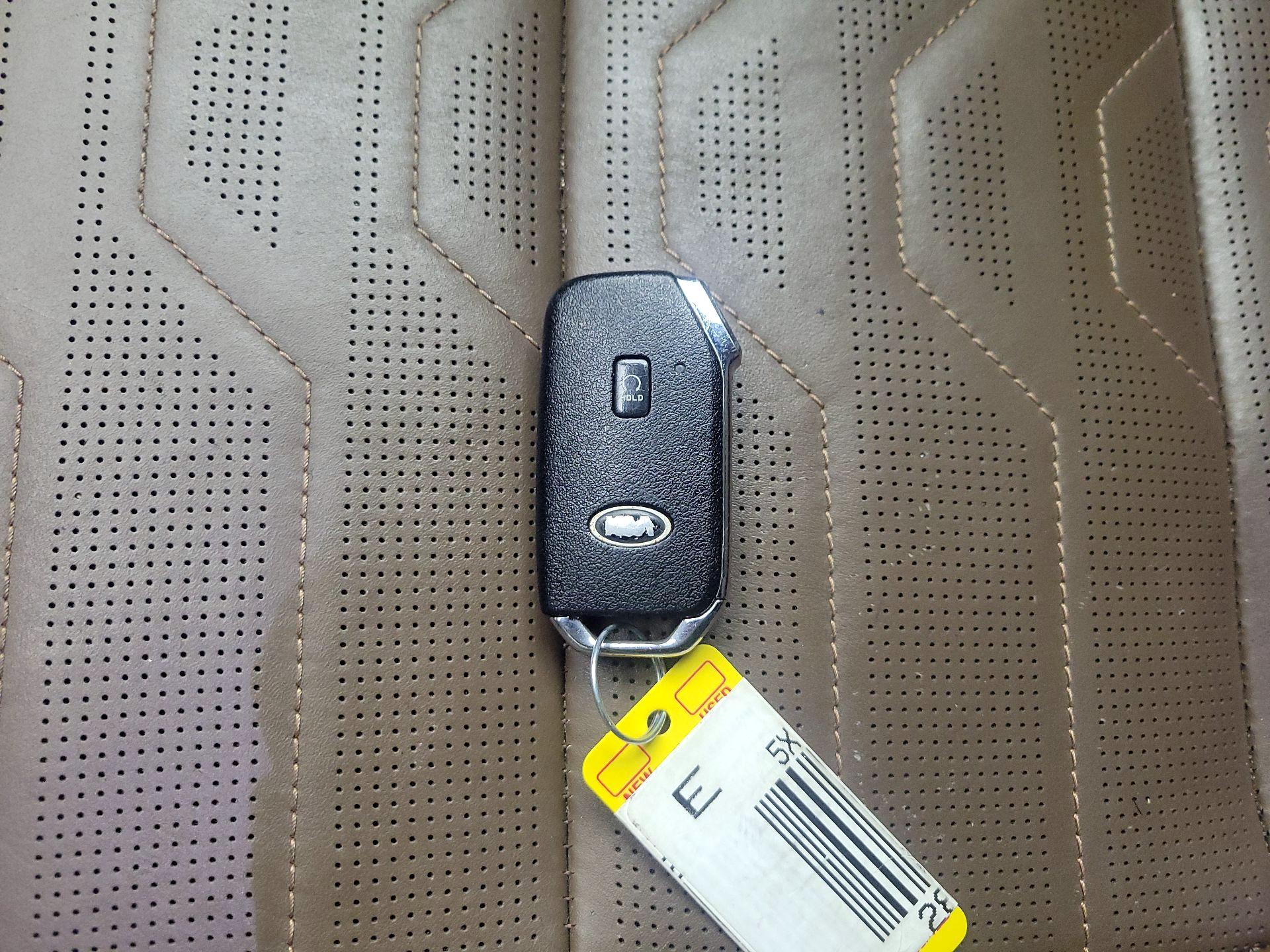 Thumbnail: 2021 Kia Telluride - 20