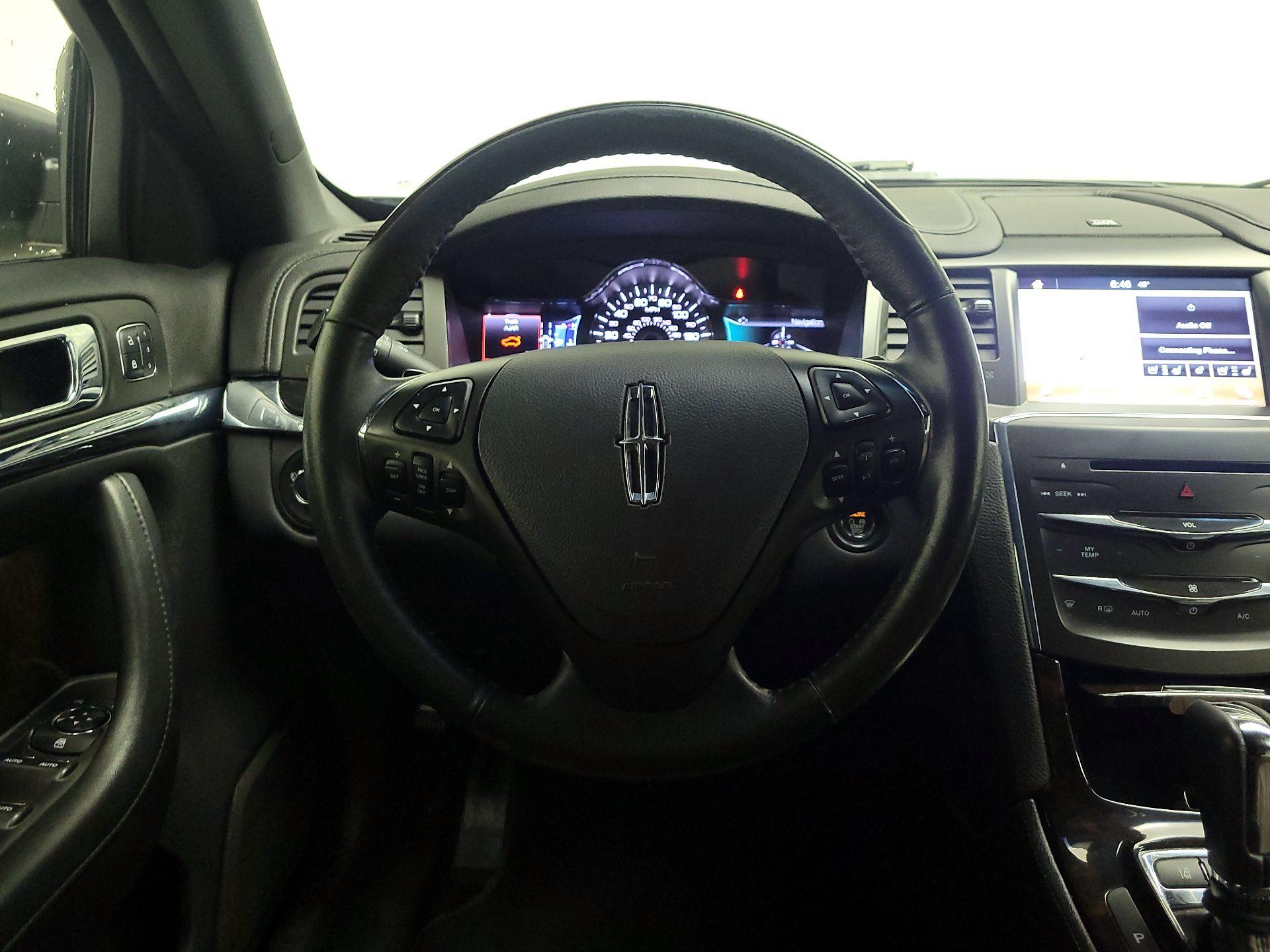 Thumbnail: 2016 Lincoln MKS - 10