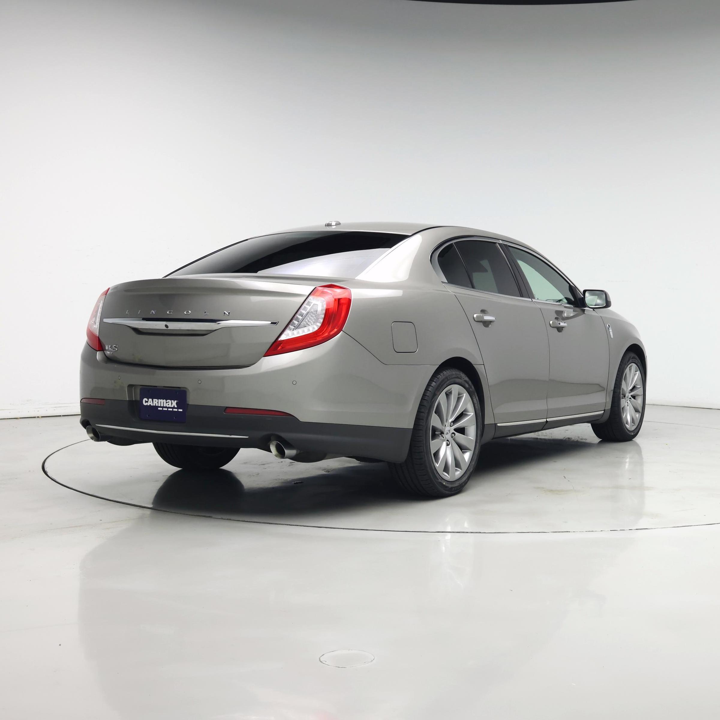 Thumbnail: 2016 Lincoln MKS - 8