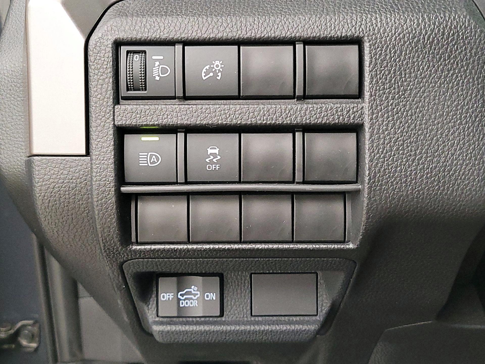 Thumbnail: 2024 Toyota Tacoma - 13