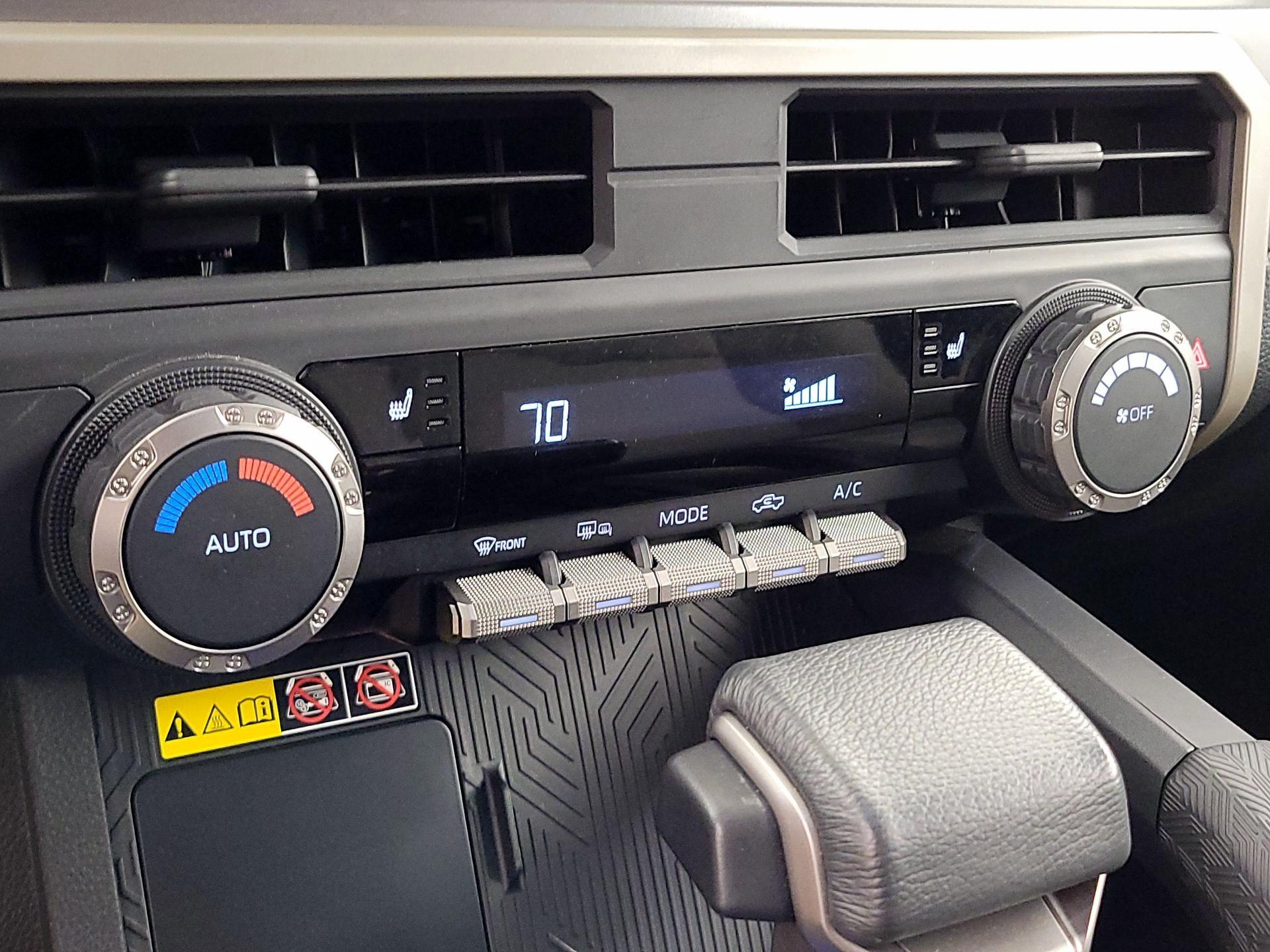 Thumbnail: 2024 Toyota Tacoma - 16