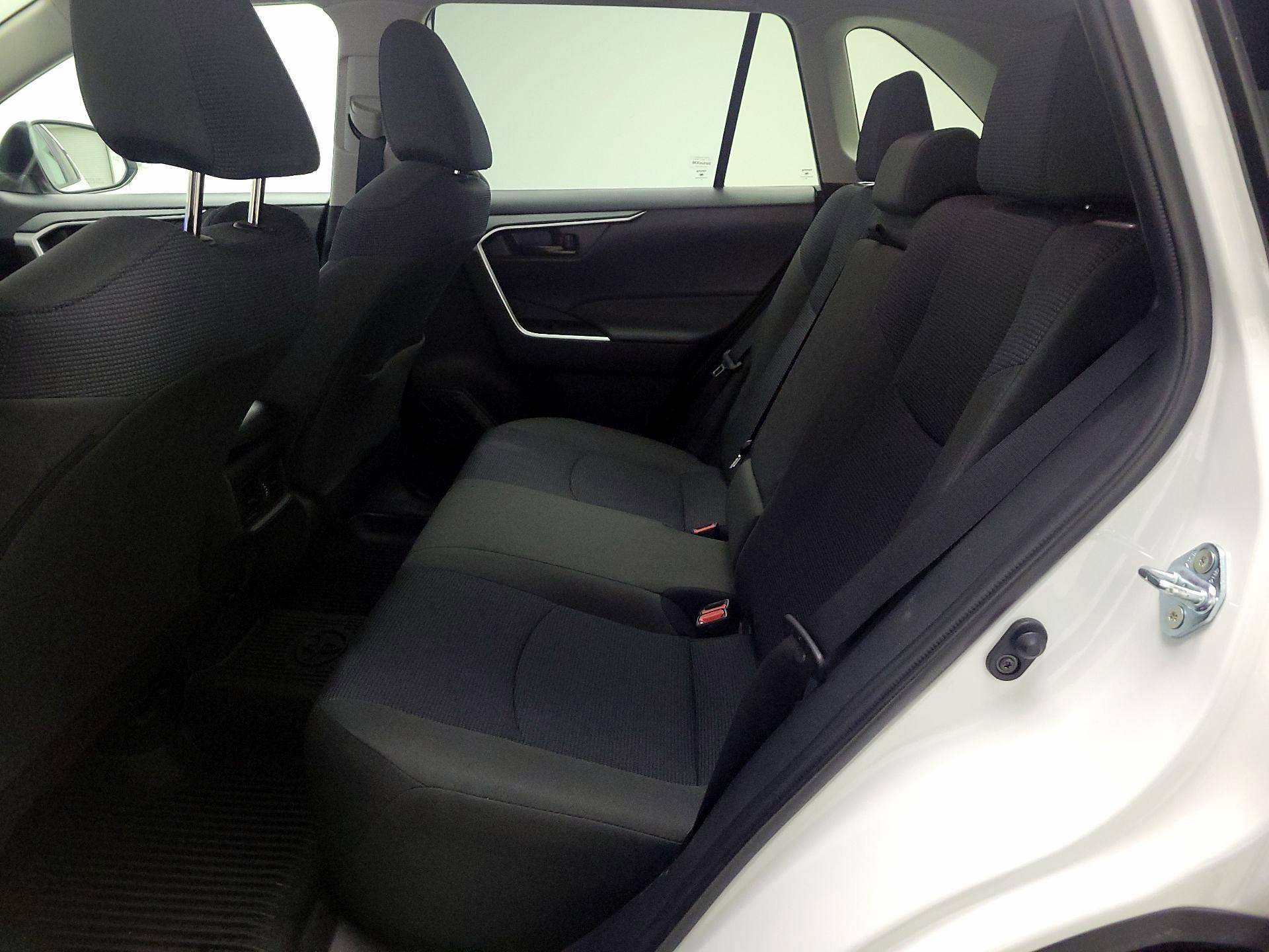 Thumbnail: 2025 Toyota RAV4 - 19