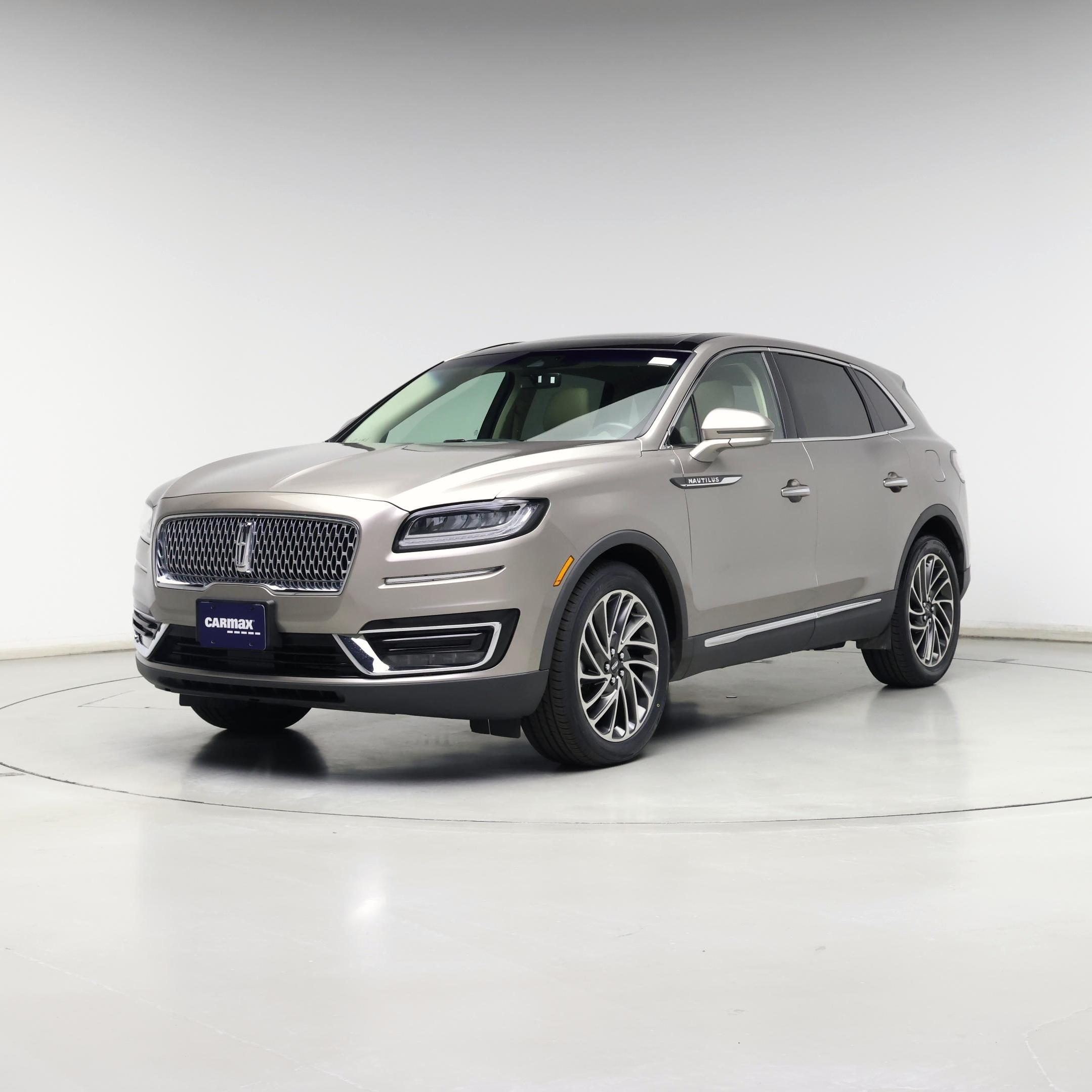 Thumbnail: 2019 Lincoln Nautilus - 4