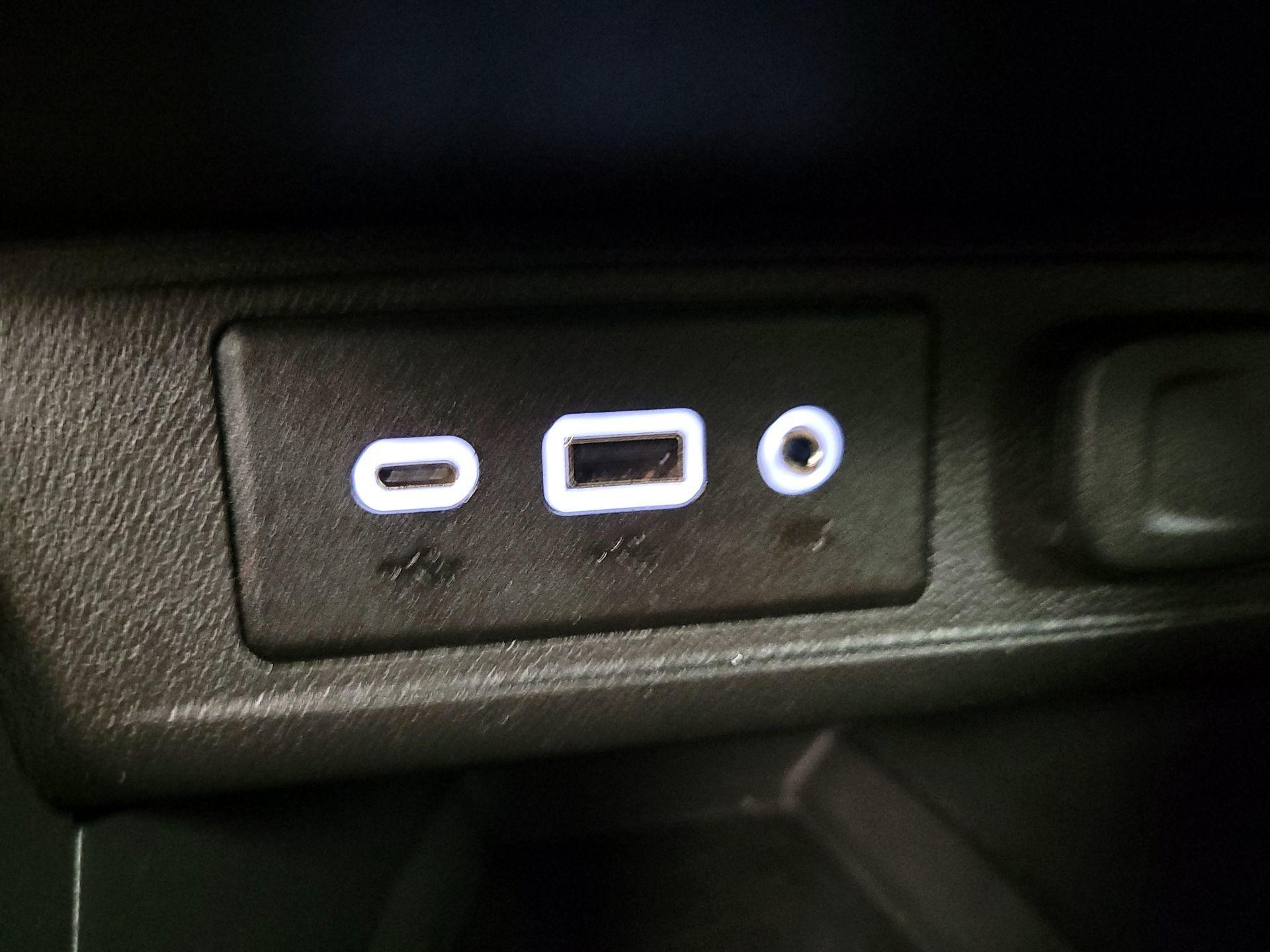 Thumbnail: 2023 Buick Encore GX - 18