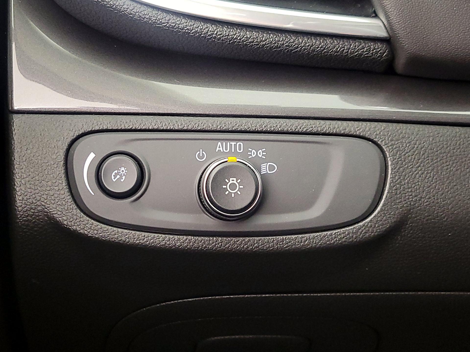 Thumbnail: 2022 Buick Encore - 13