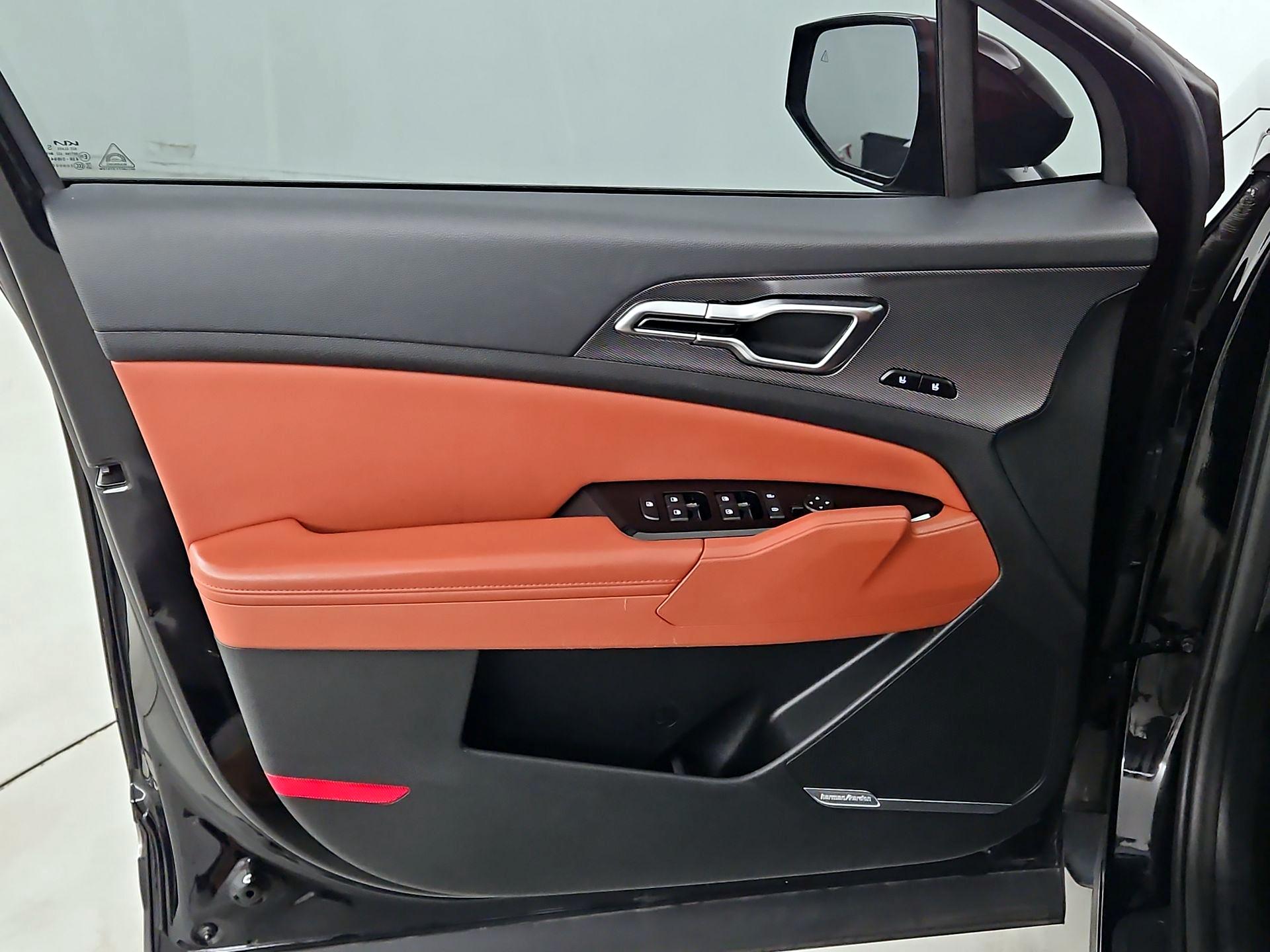 Thumbnail: 2024 Kia Sportage - 12