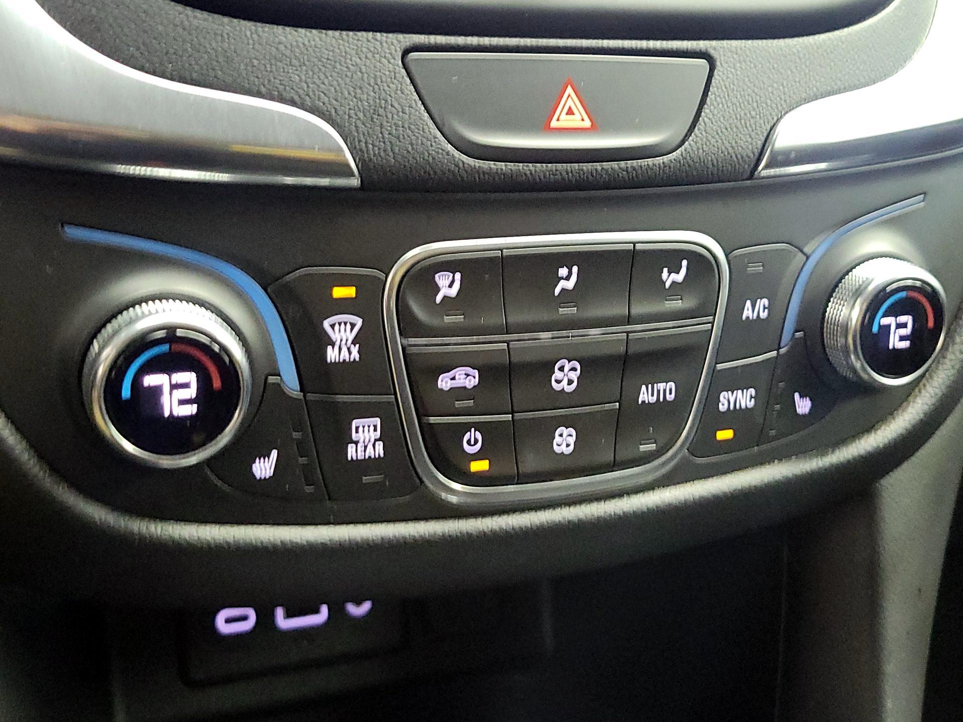 Thumbnail: 2020 Chevrolet Equinox - 16