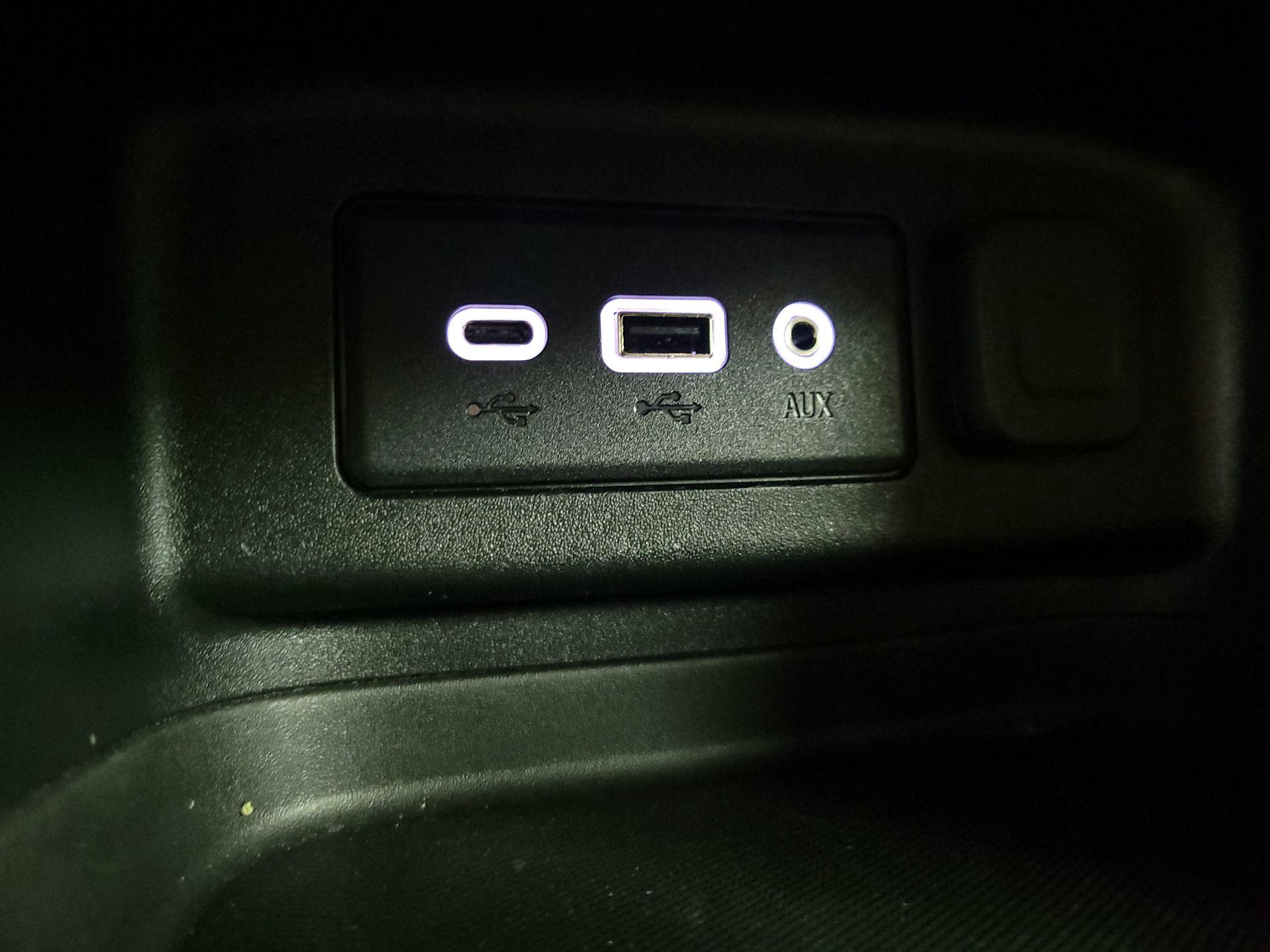 Thumbnail: 2020 Chevrolet Equinox - 18