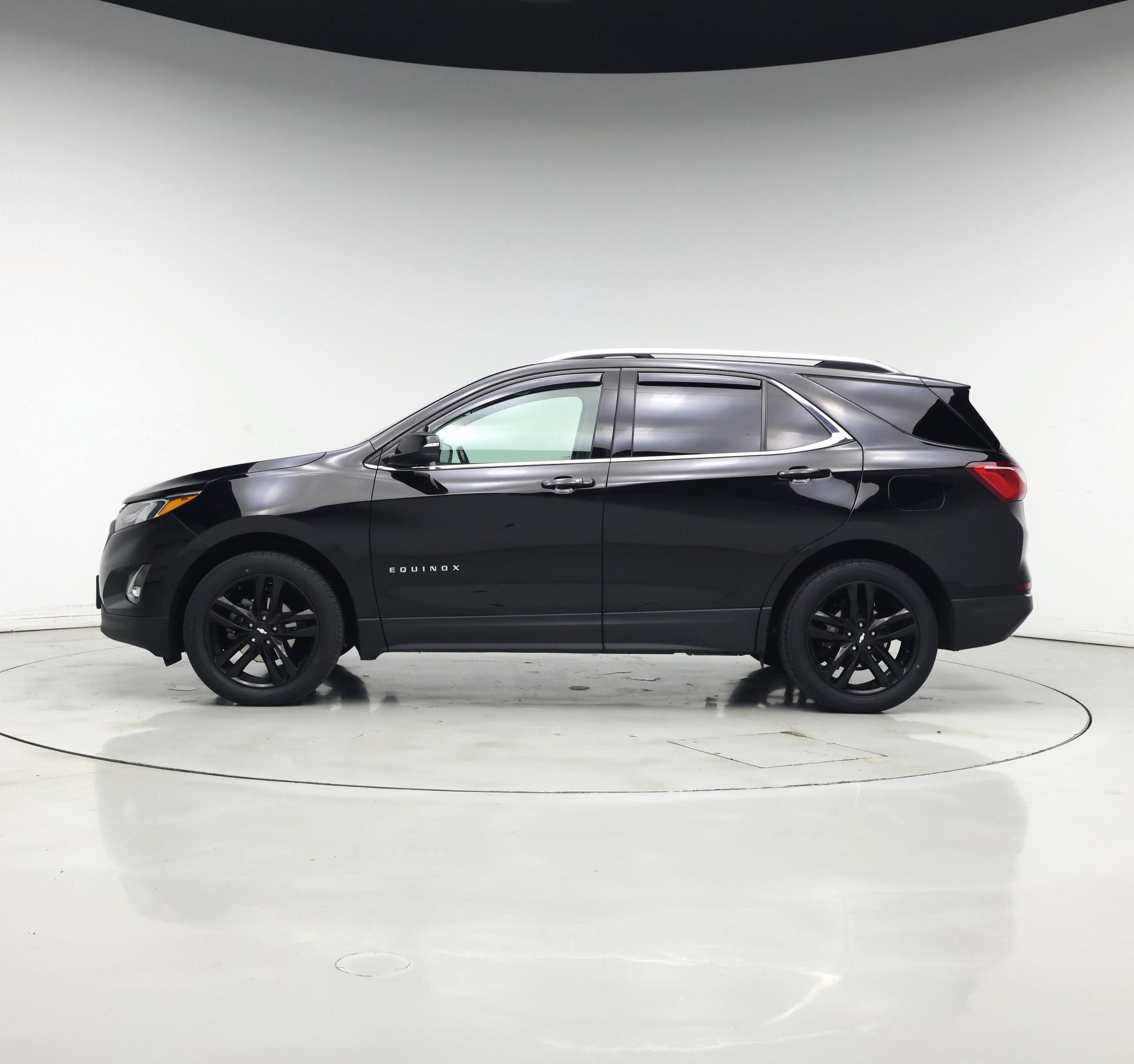 Thumbnail: 2020 Chevrolet Equinox - 3