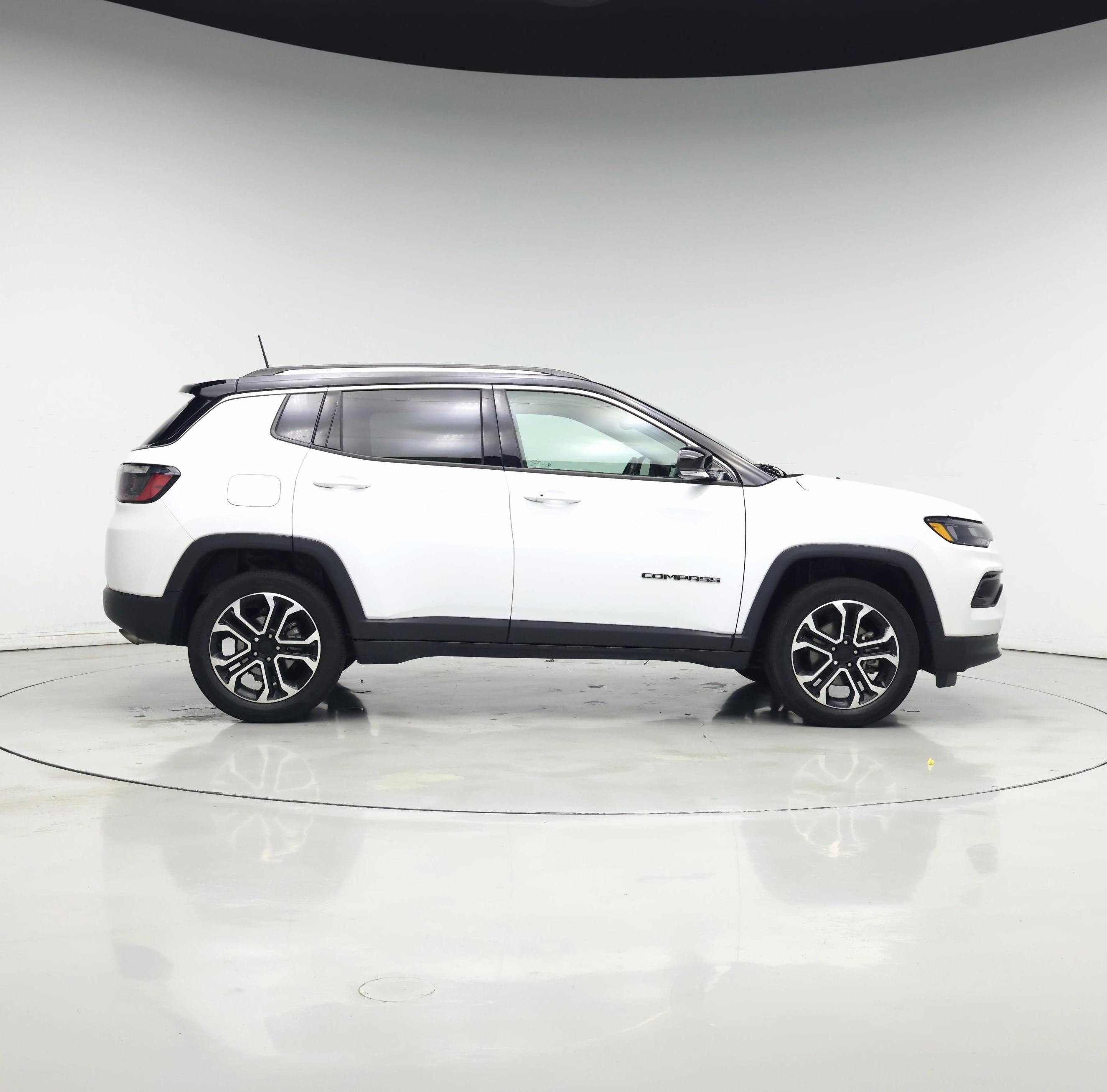 Thumbnail: 2022 Jeep Compass - 7