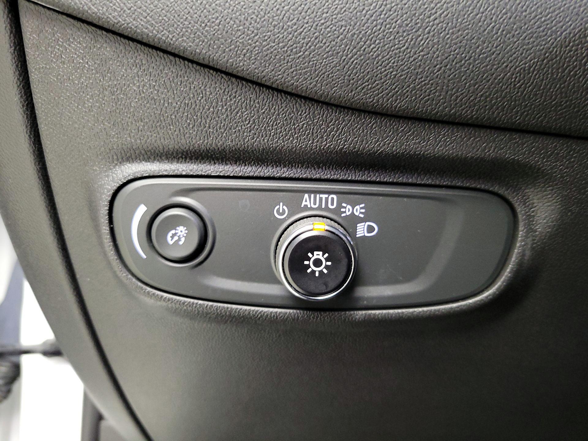 Thumbnail: 2023 Chevrolet Equinox - 13