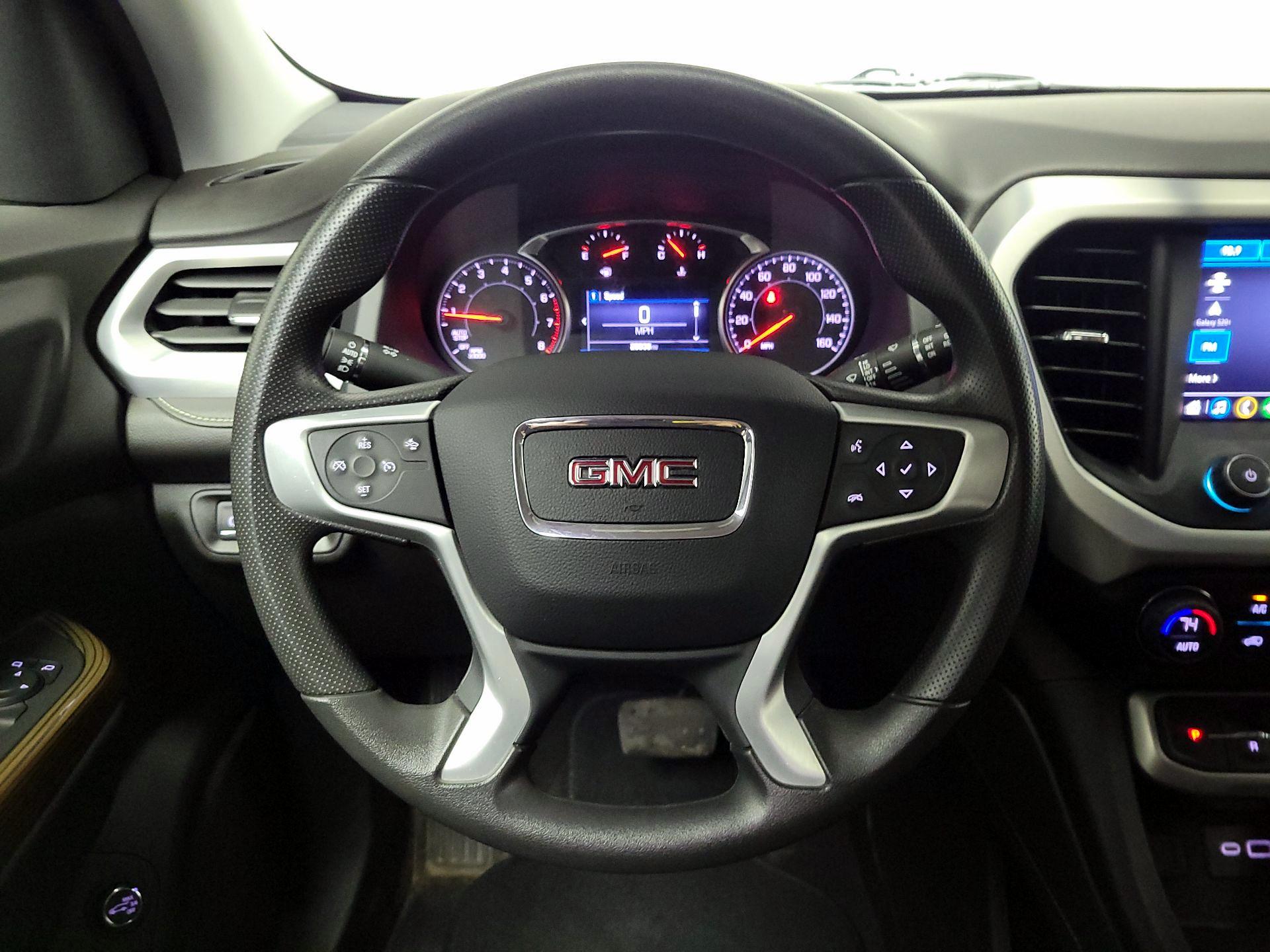 Thumbnail: 2023 GMC Acadia - 10