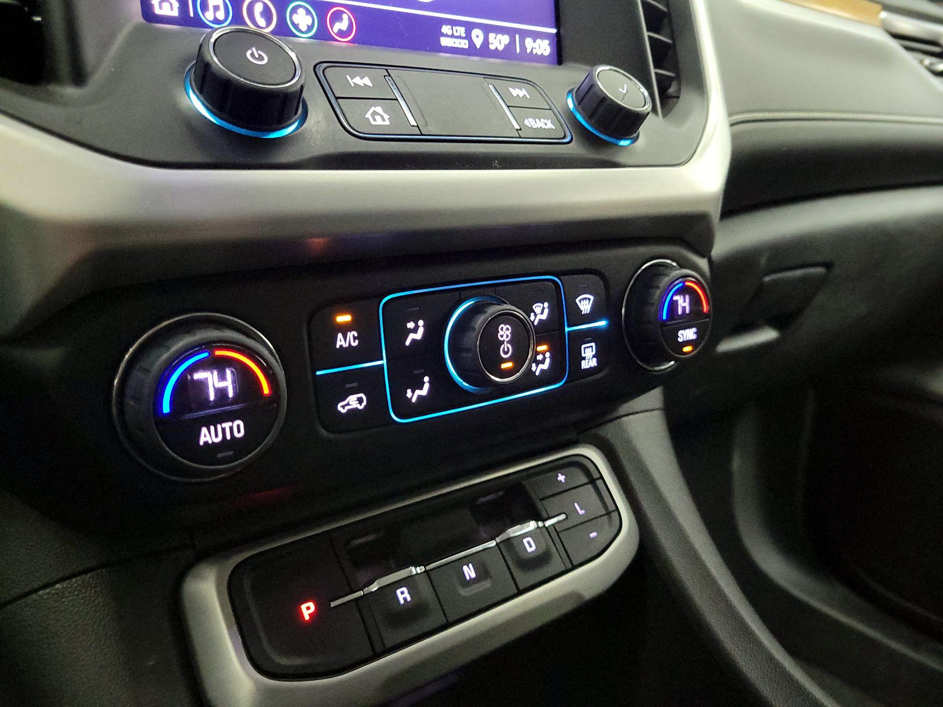 Thumbnail: 2023 GMC Acadia - 16