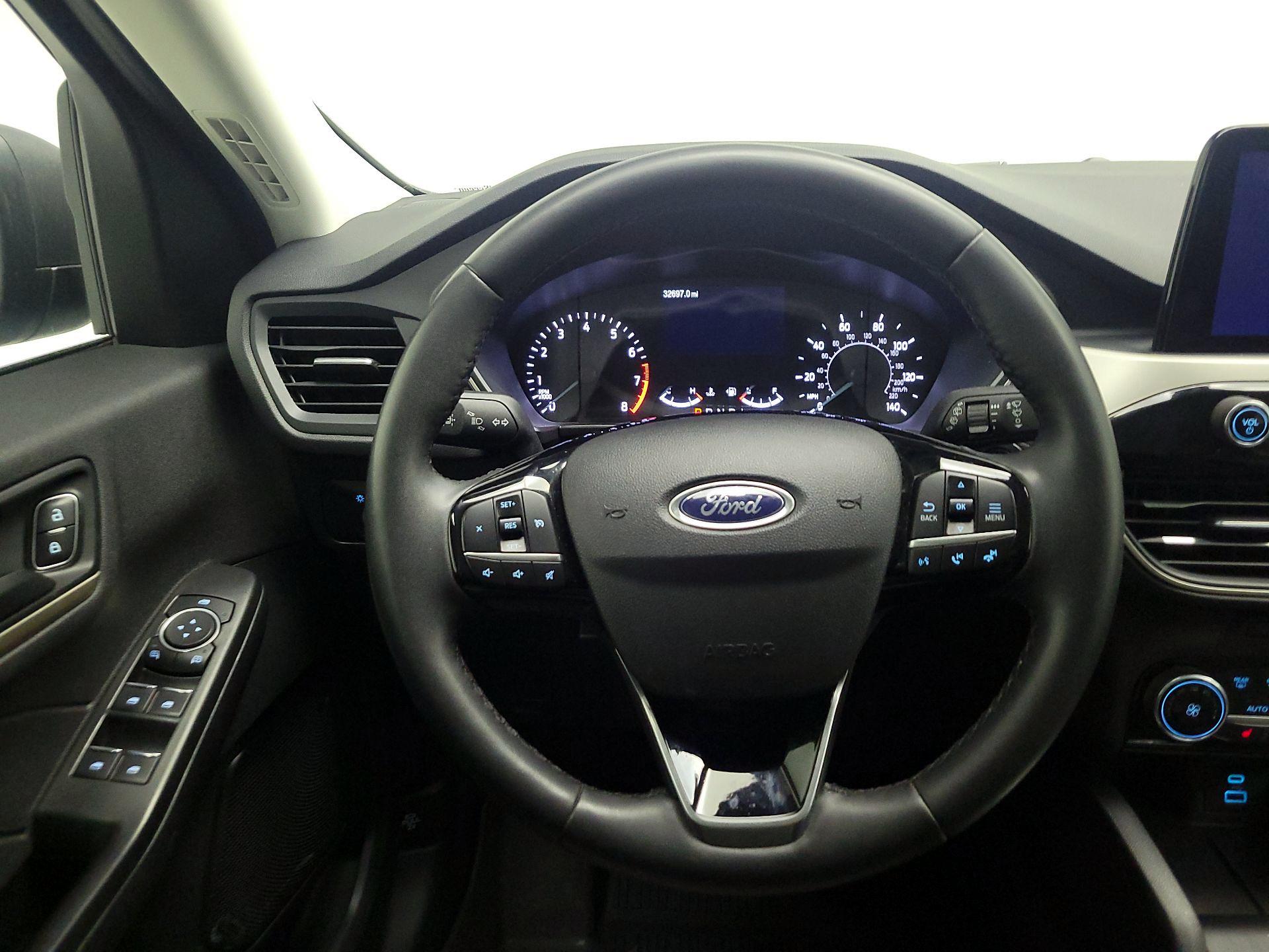 Thumbnail: 2022 Ford Escape - 10