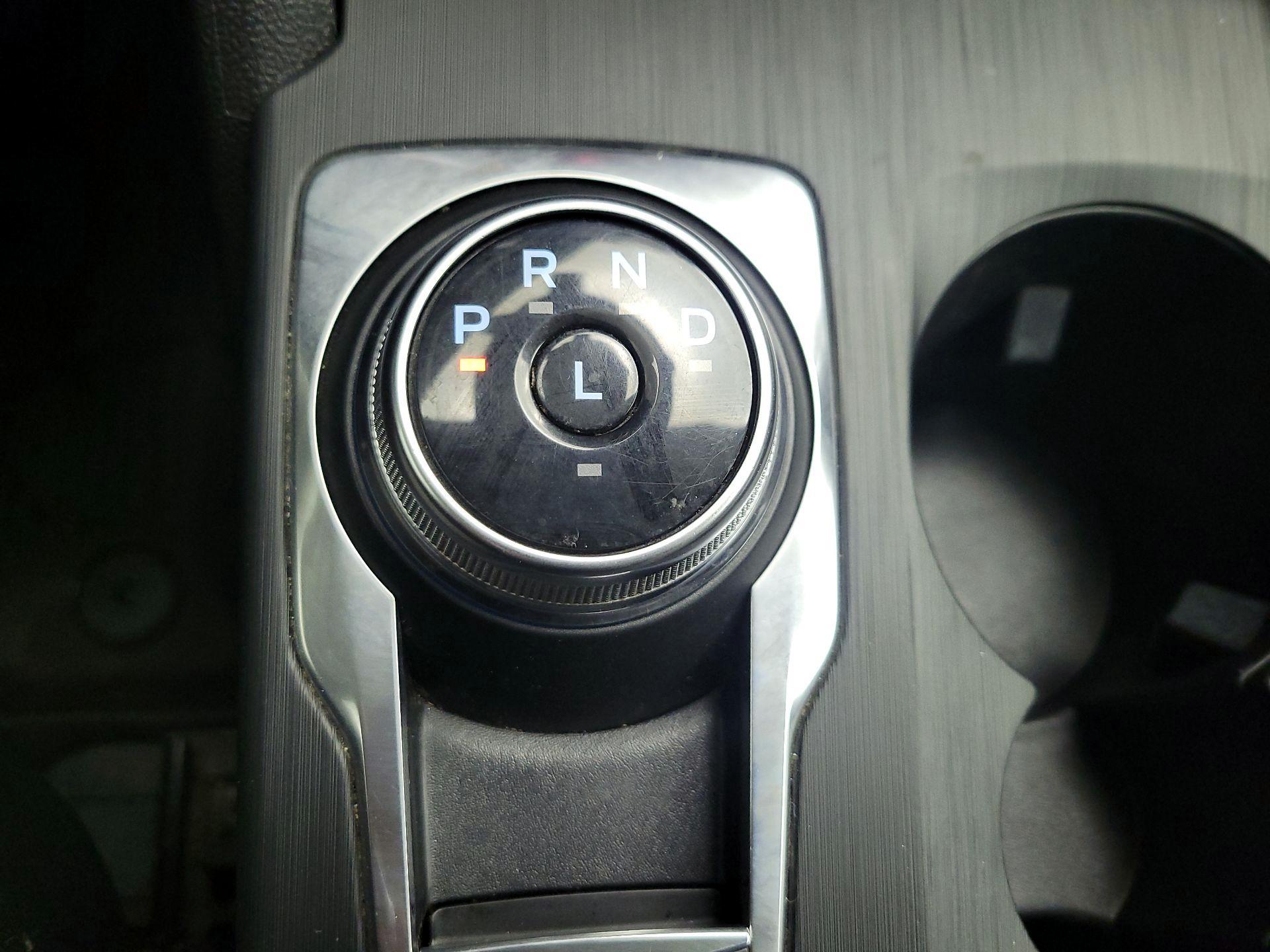 Thumbnail: 2022 Ford Escape - 15