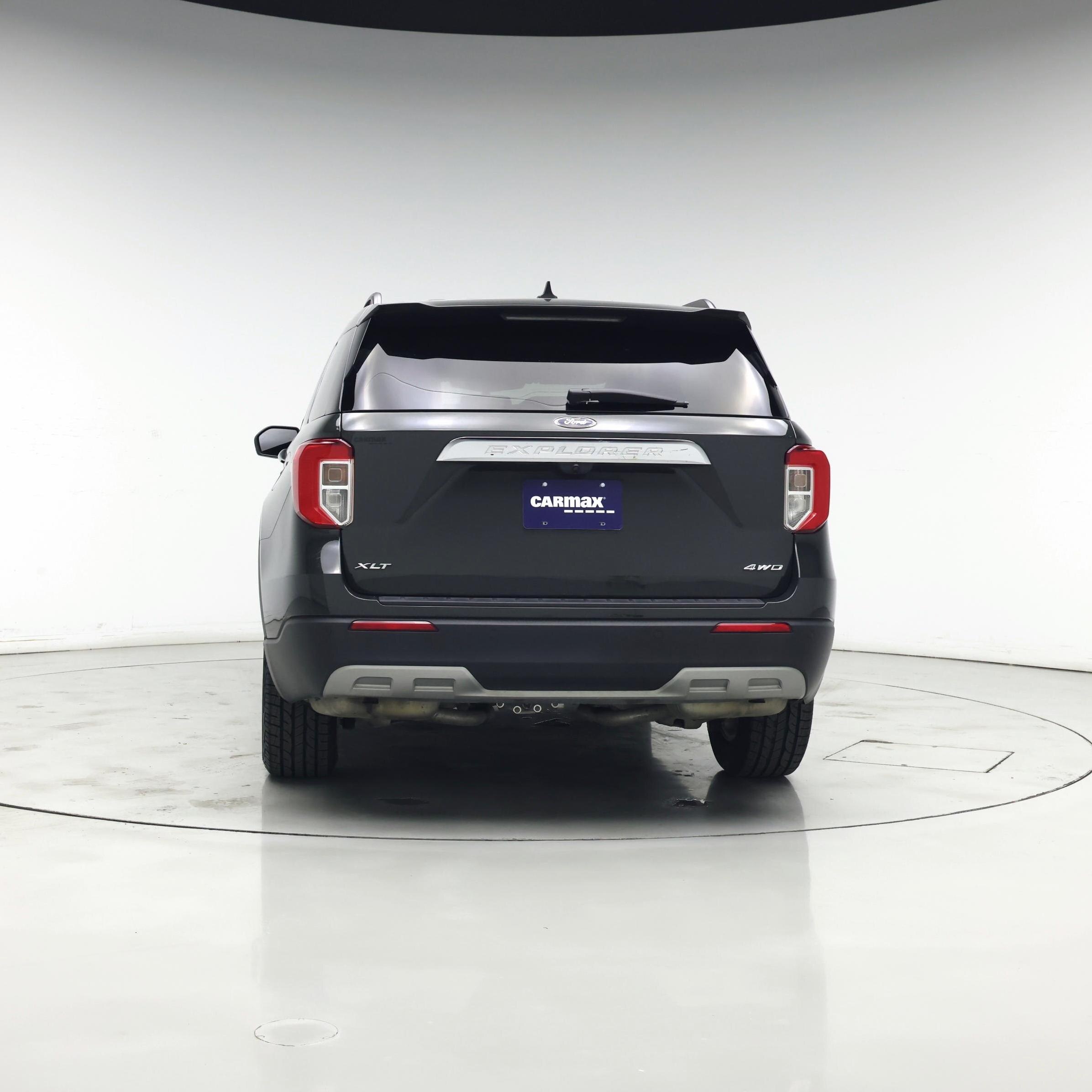 Thumbnail: 2022 Ford Explorer - 6