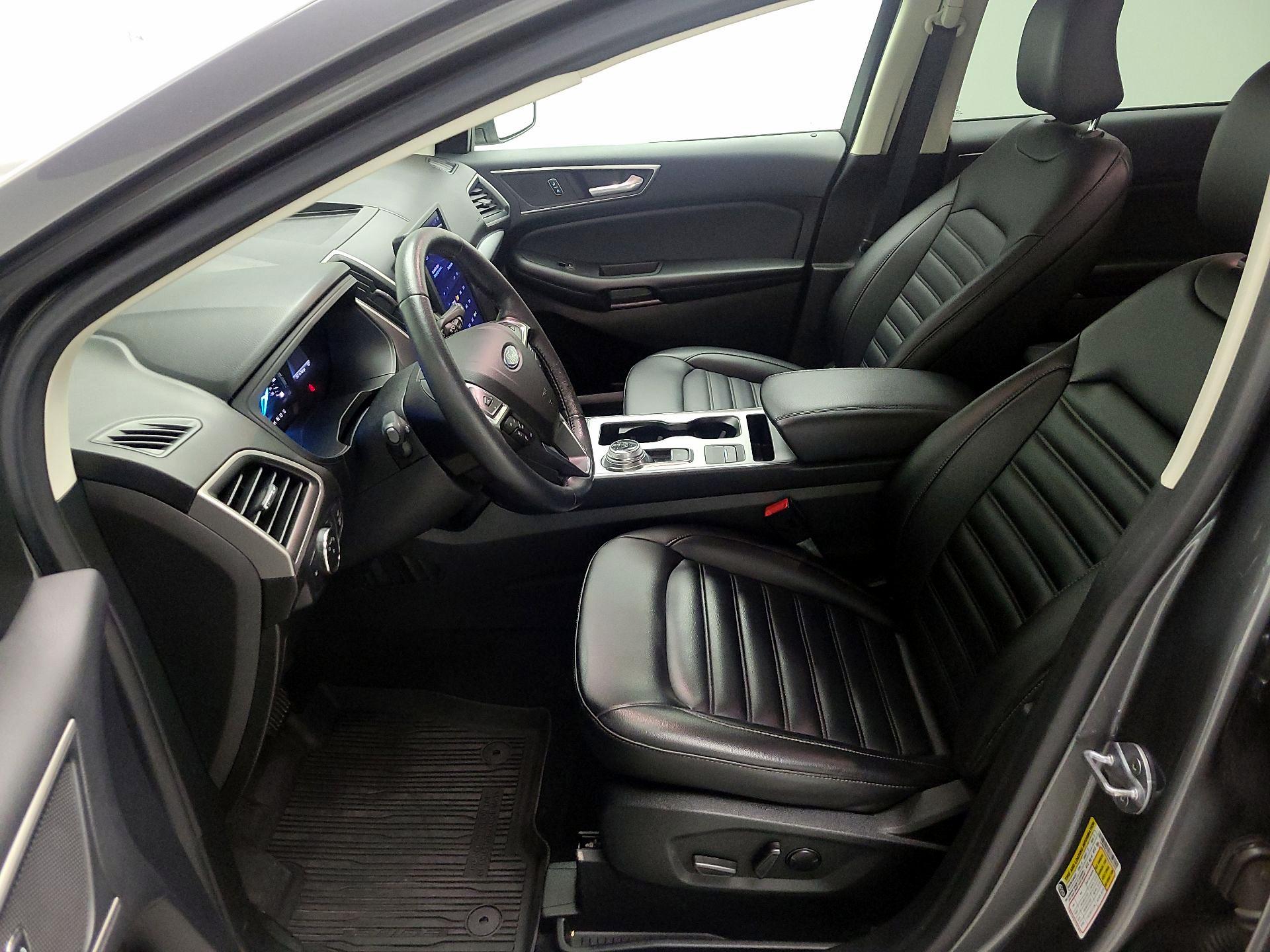 Thumbnail: 2022 Ford Edge - 11