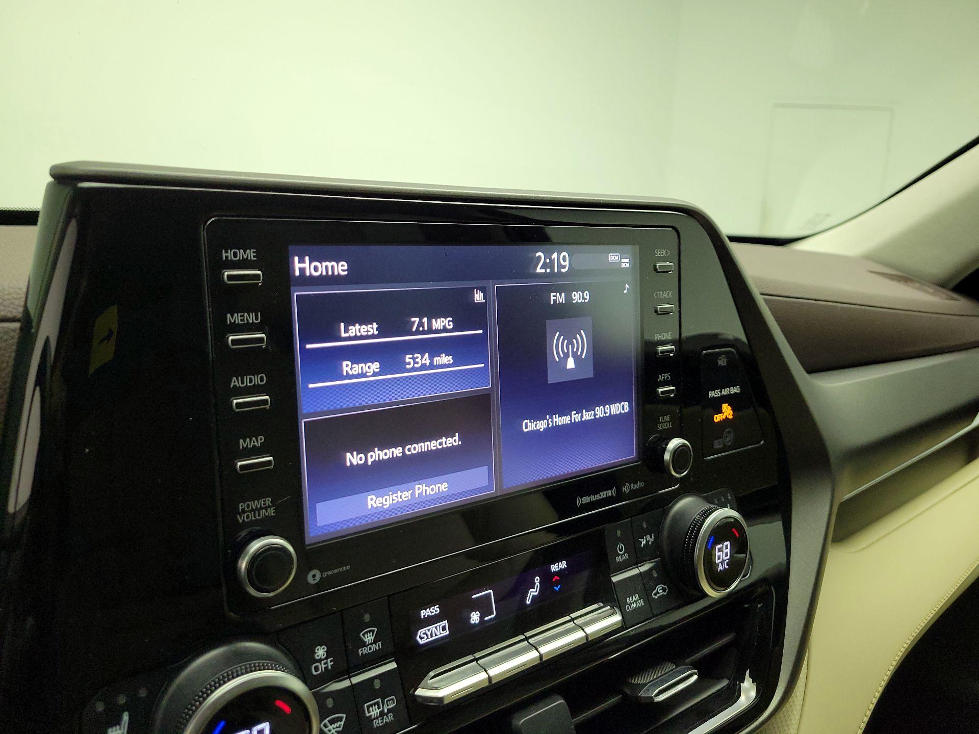 Thumbnail: 2021 Toyota Highlander - 15