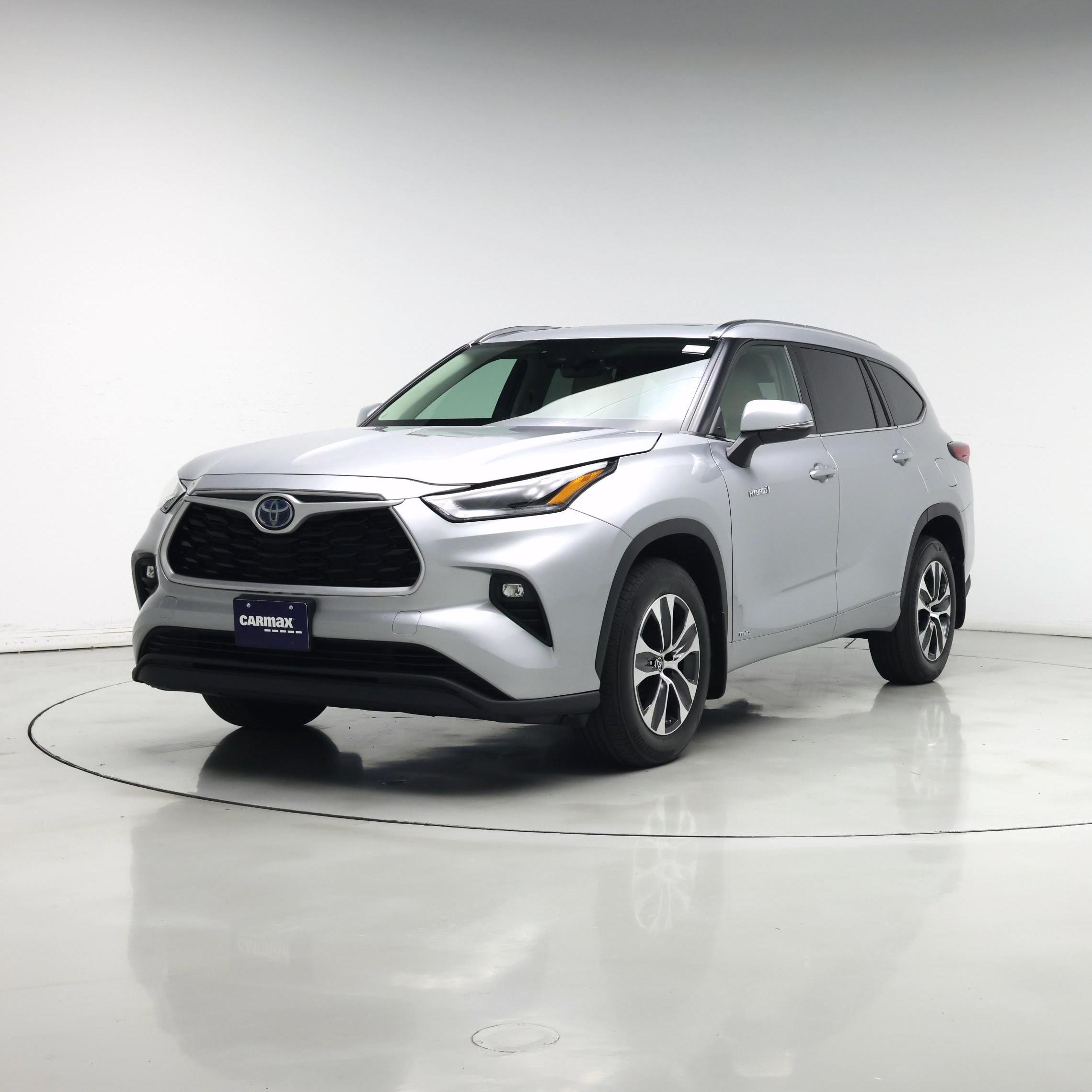 Thumbnail: 2021 Toyota Highlander - 4