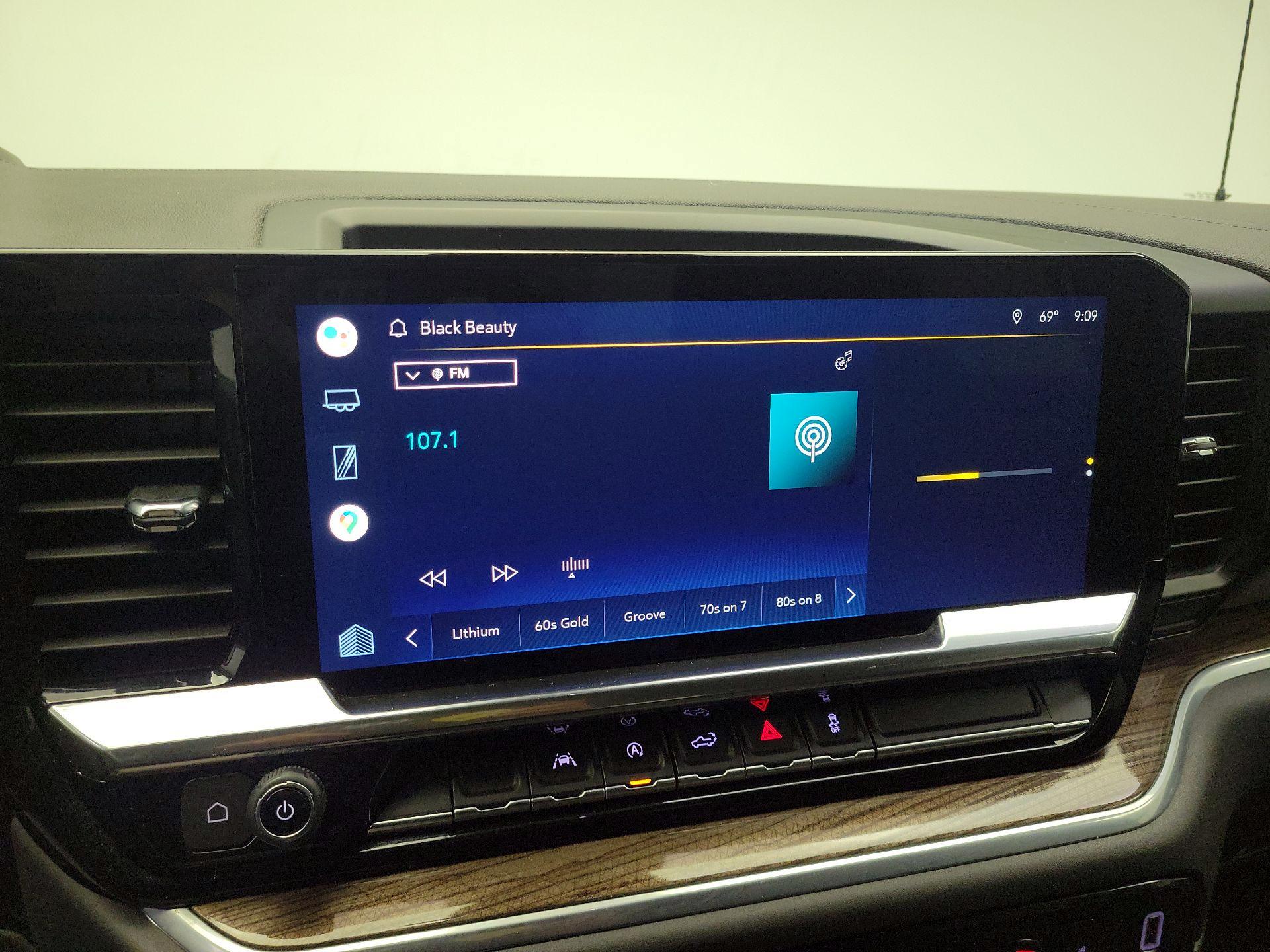 Thumbnail: 2022 Chevrolet Silverado 1500 - 15