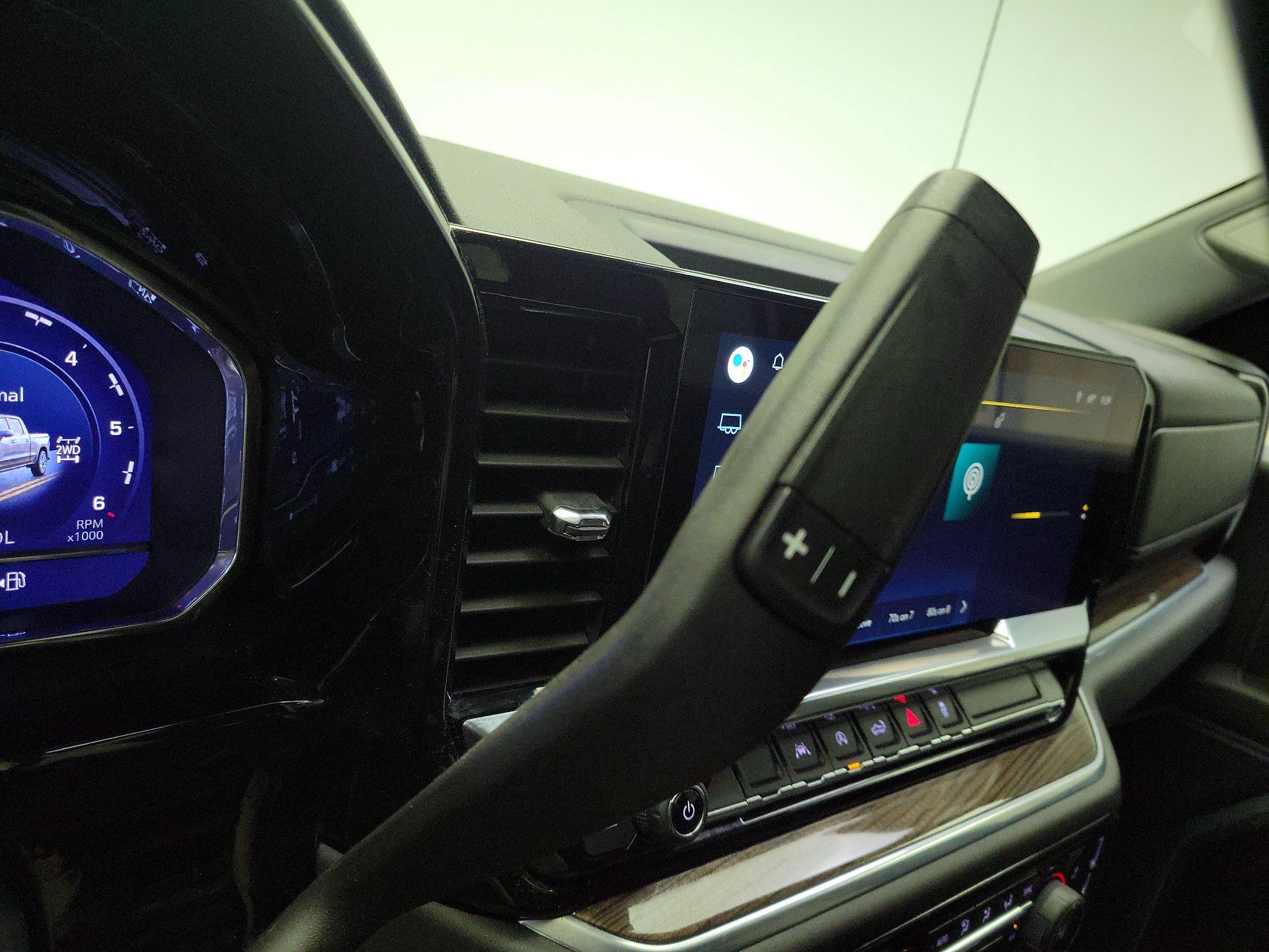 Thumbnail: 2022 Chevrolet Silverado 1500 - 17