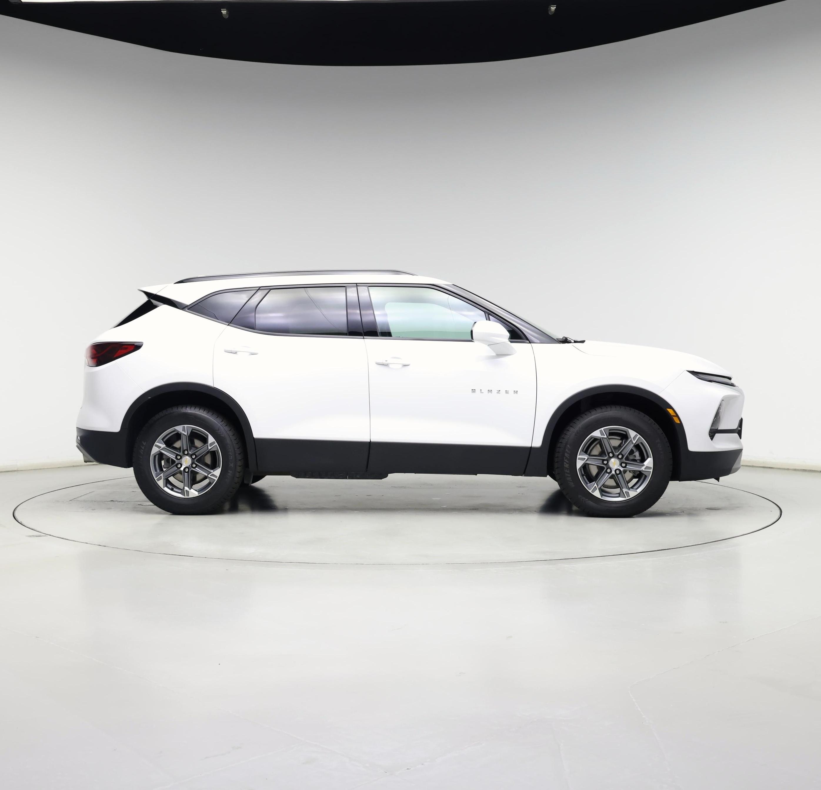 Thumbnail: 2023 Chevrolet Blazer - 7