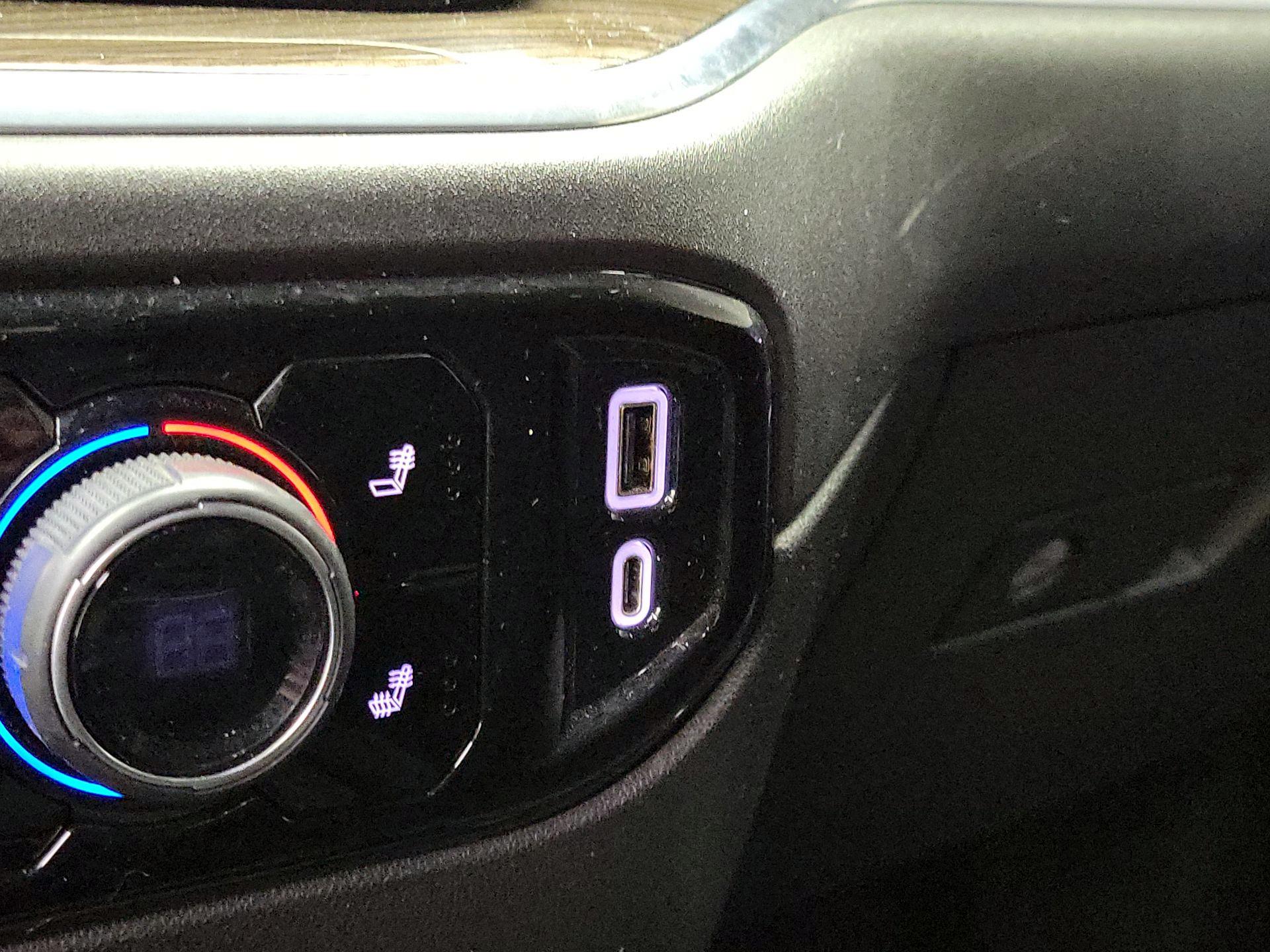 Thumbnail: 2022 Chevrolet Silverado 1500 - 18