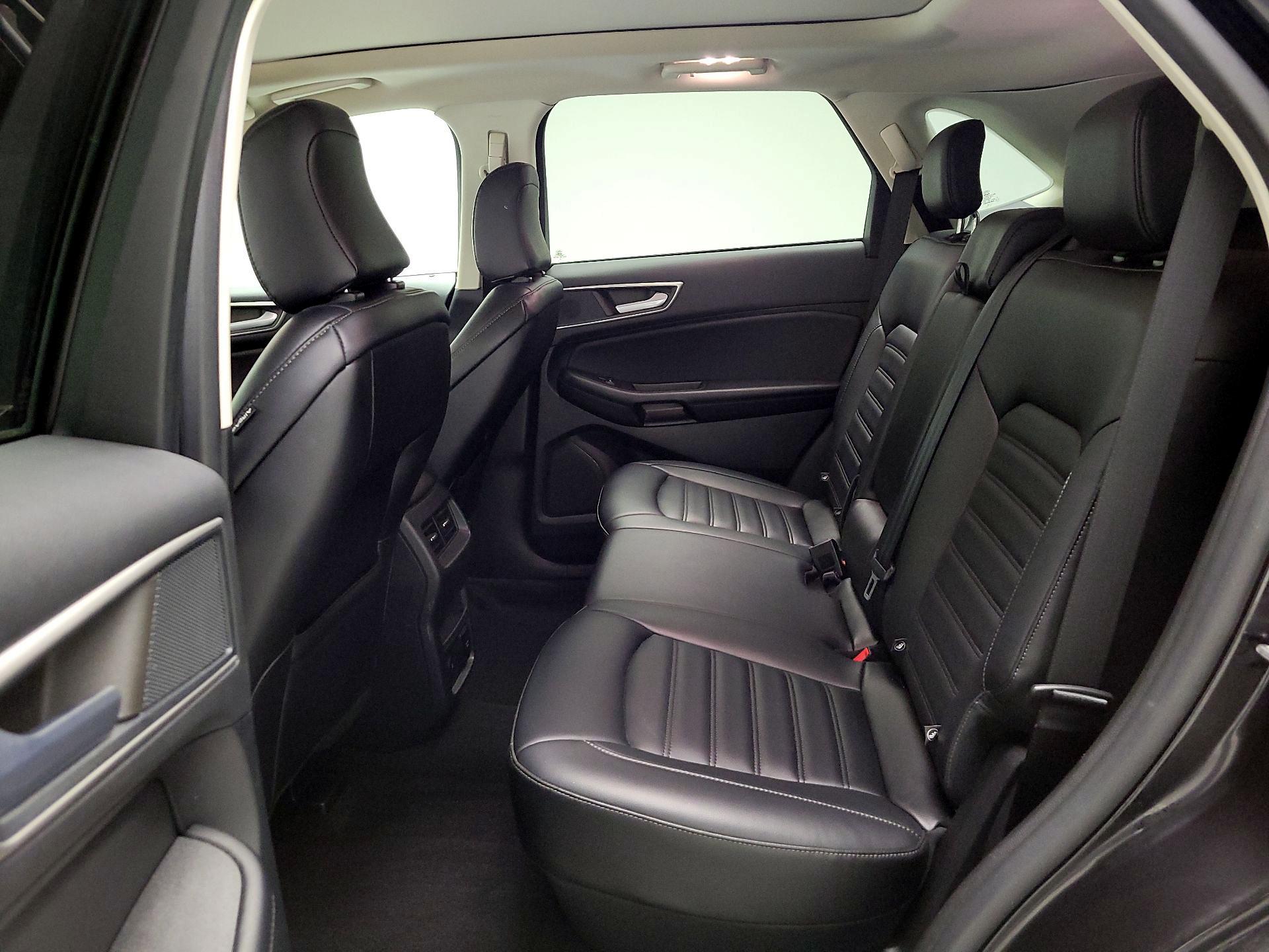 Thumbnail: 2023 Ford Edge - 18