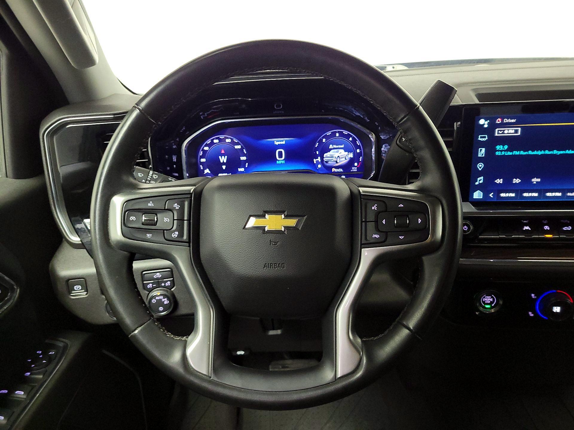 Thumbnail: 2023 Chevrolet Silverado 1500 - 10