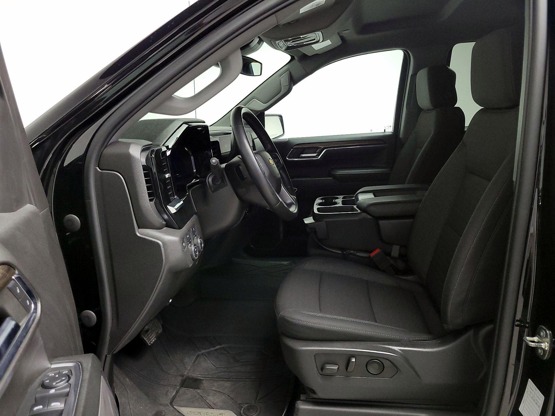 Thumbnail: 2023 Chevrolet Silverado 1500 - 11