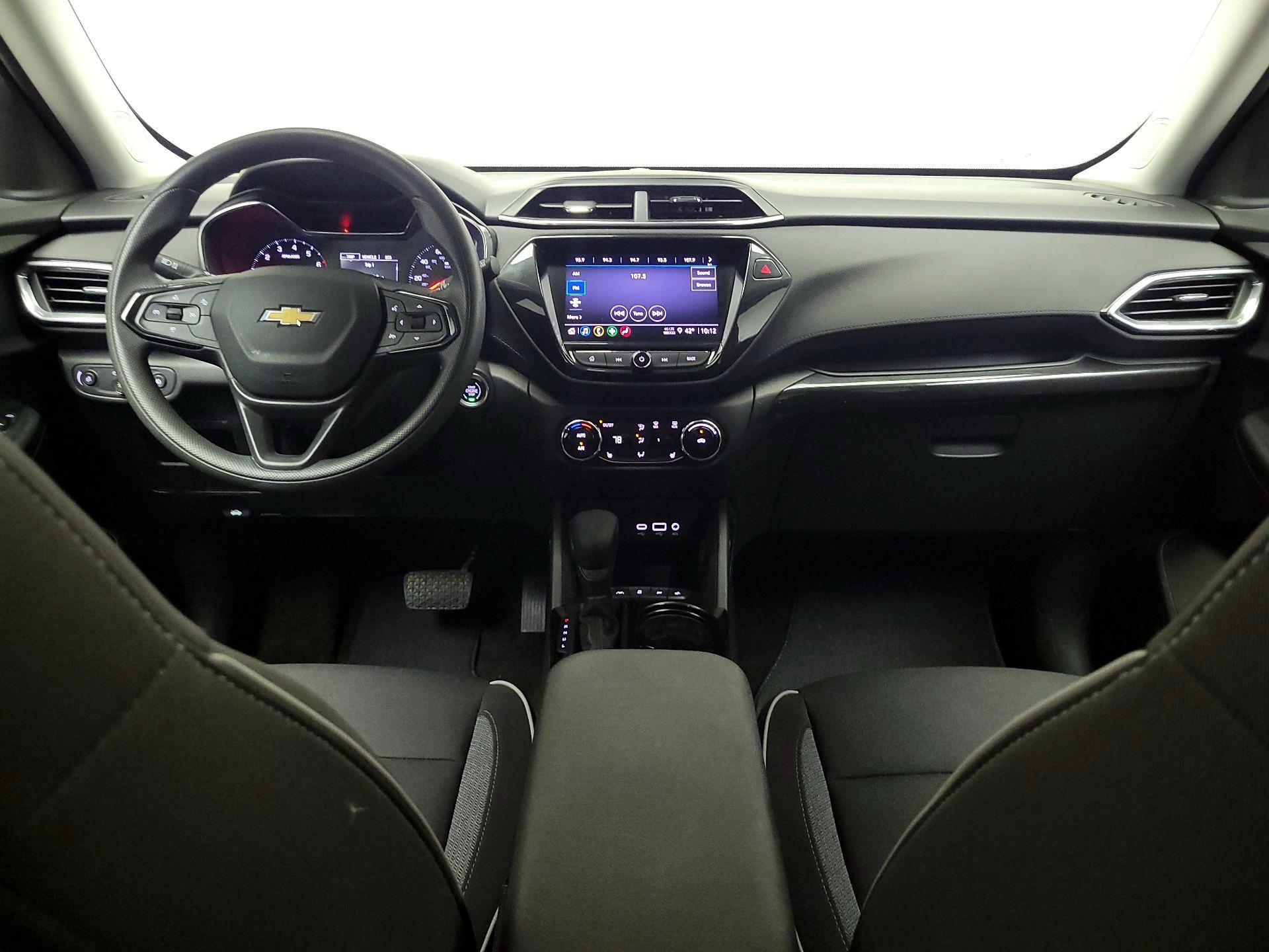 Thumbnail: 2023 Chevrolet TrailBlazer - 9