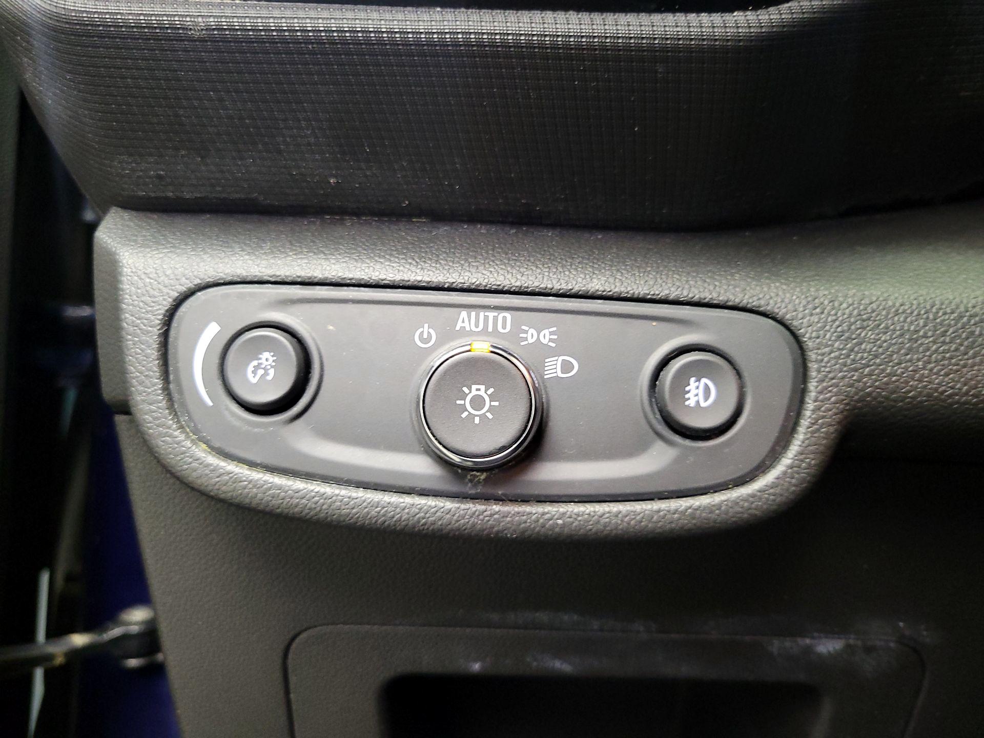 Thumbnail: 2023 Chevrolet TrailBlazer - 13