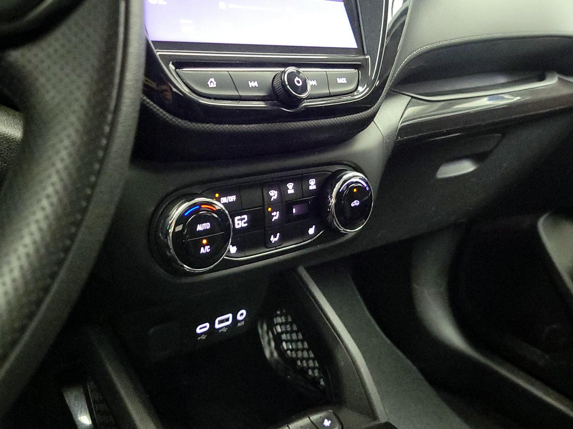 Thumbnail: 2023 Chevrolet TrailBlazer - 16