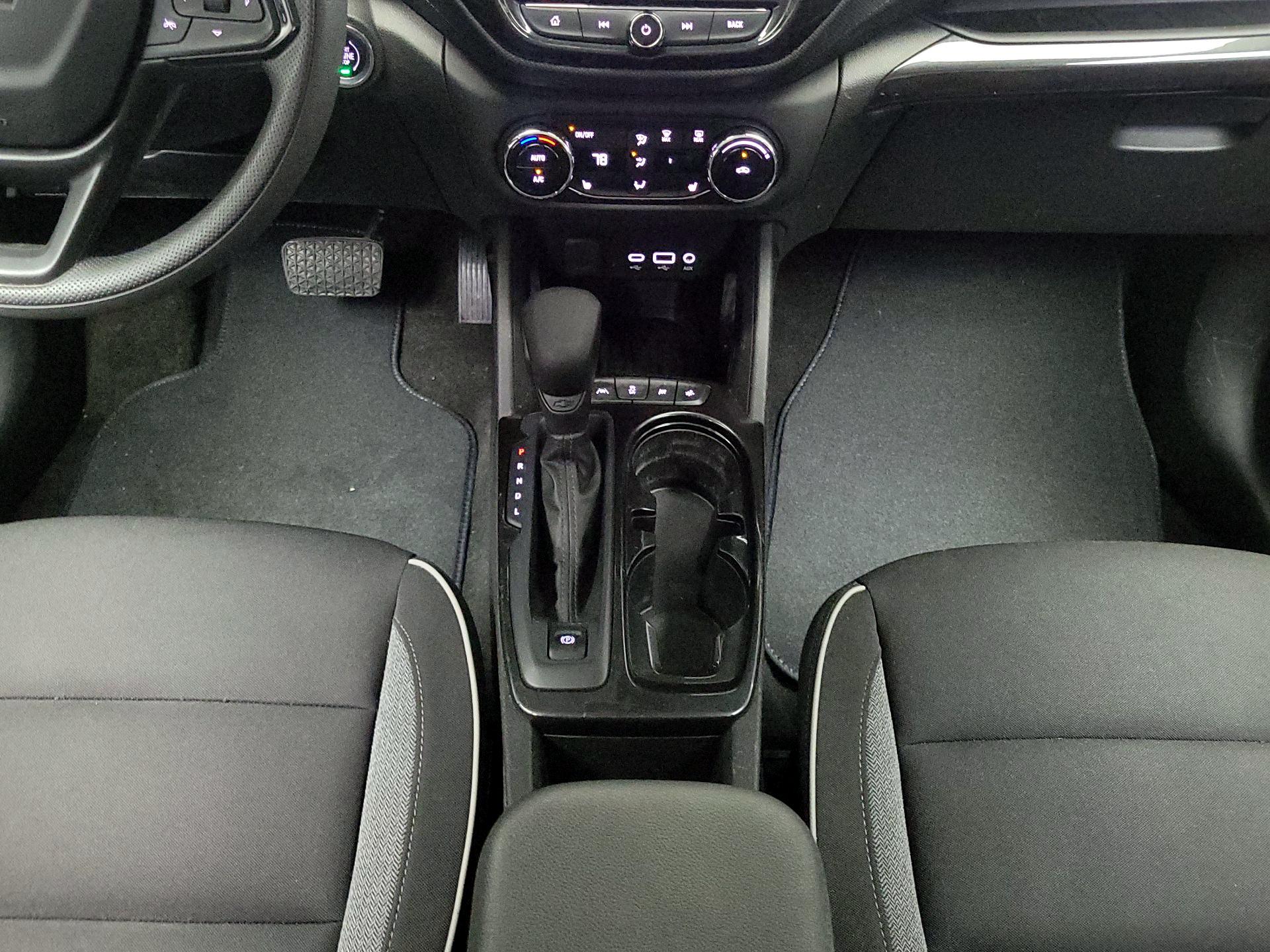 Thumbnail: 2023 Chevrolet TrailBlazer - 17