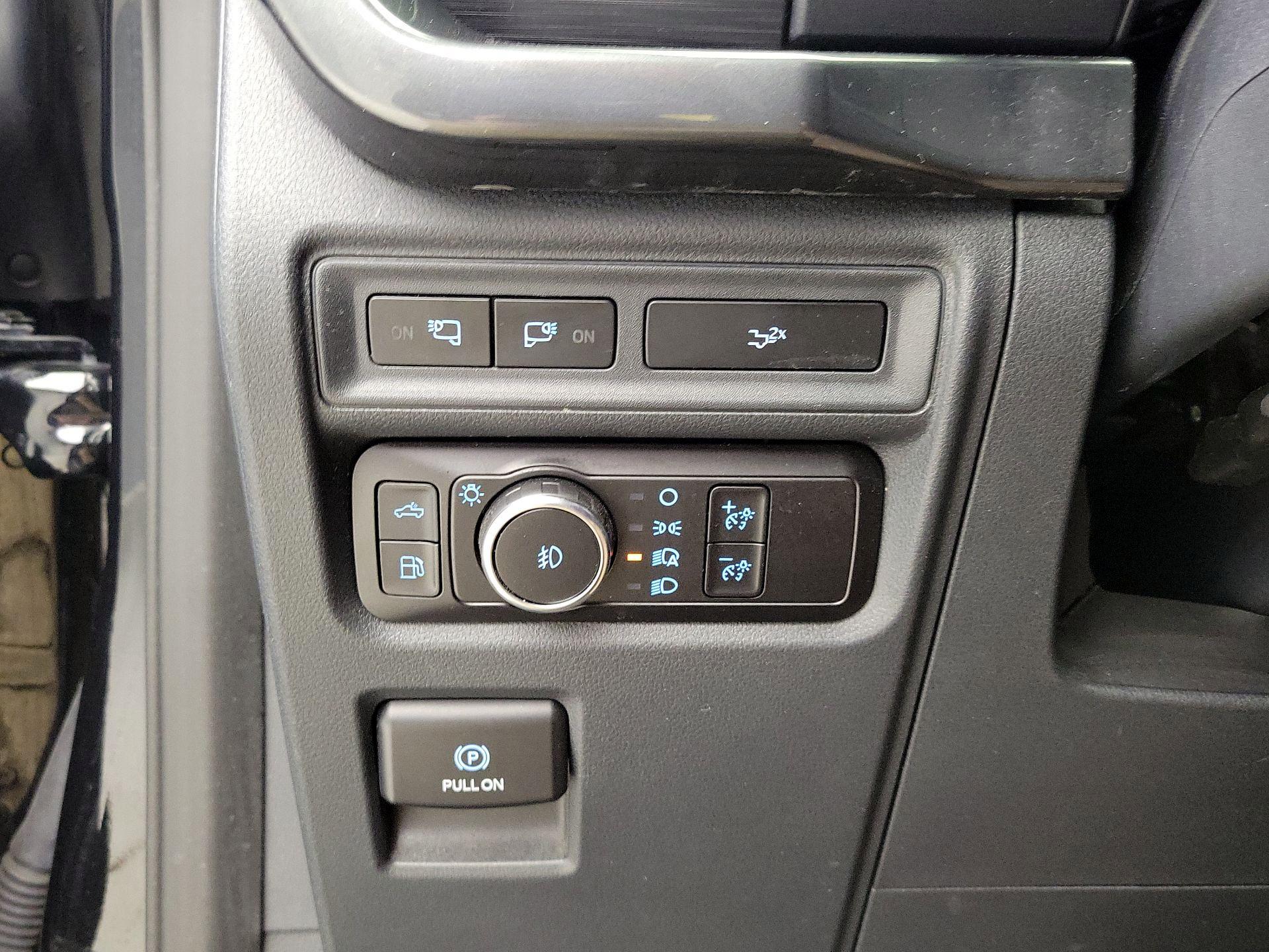 Thumbnail: 2023 Ford F-150 - 13