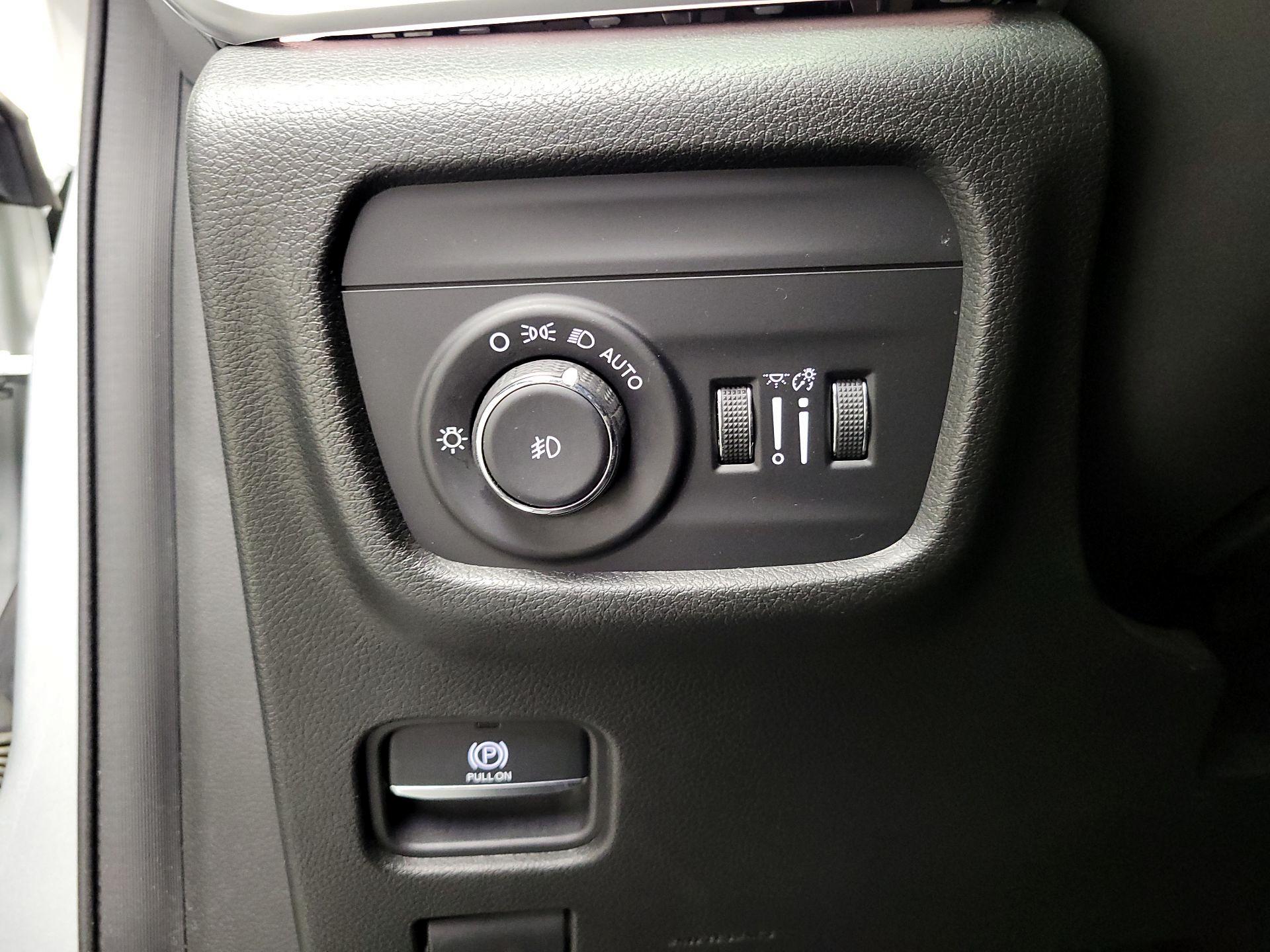 Thumbnail: 2022 Jeep Grand Cherokee L - 13