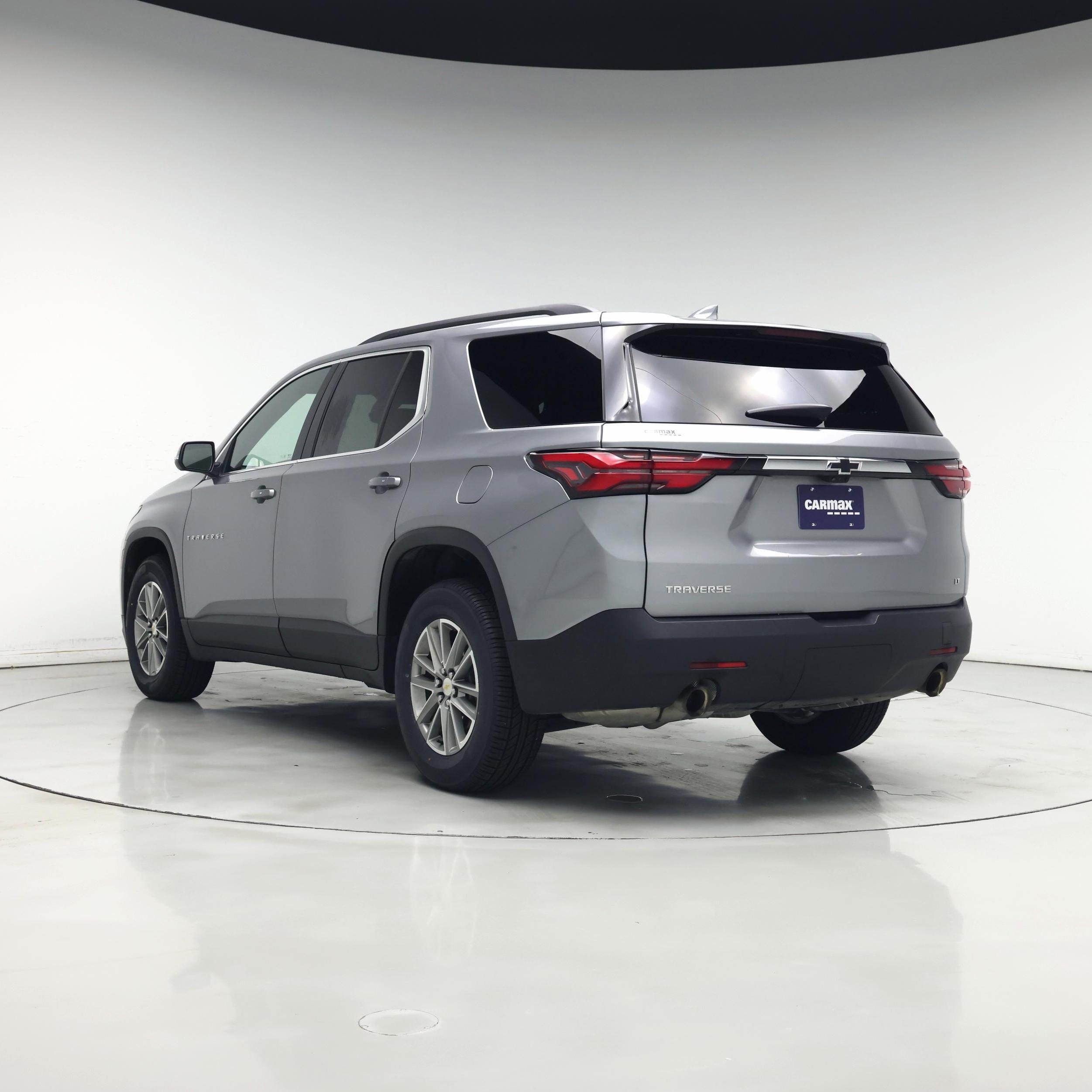 Thumbnail: 2023 Chevrolet Traverse - 2