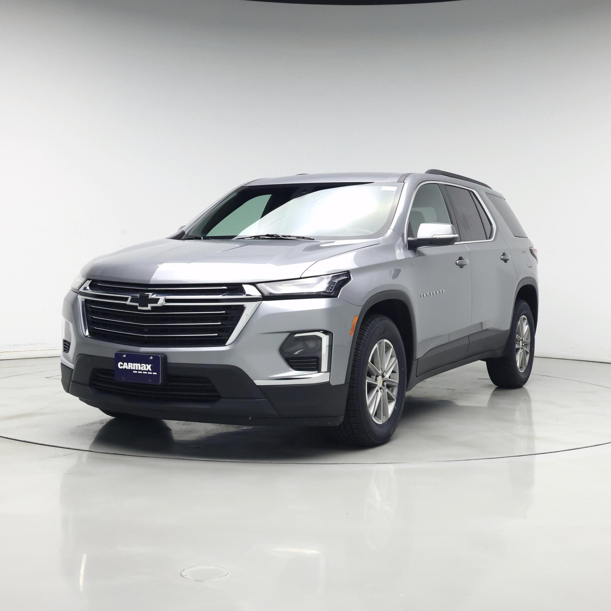 Thumbnail: 2023 Chevrolet Traverse - 4
