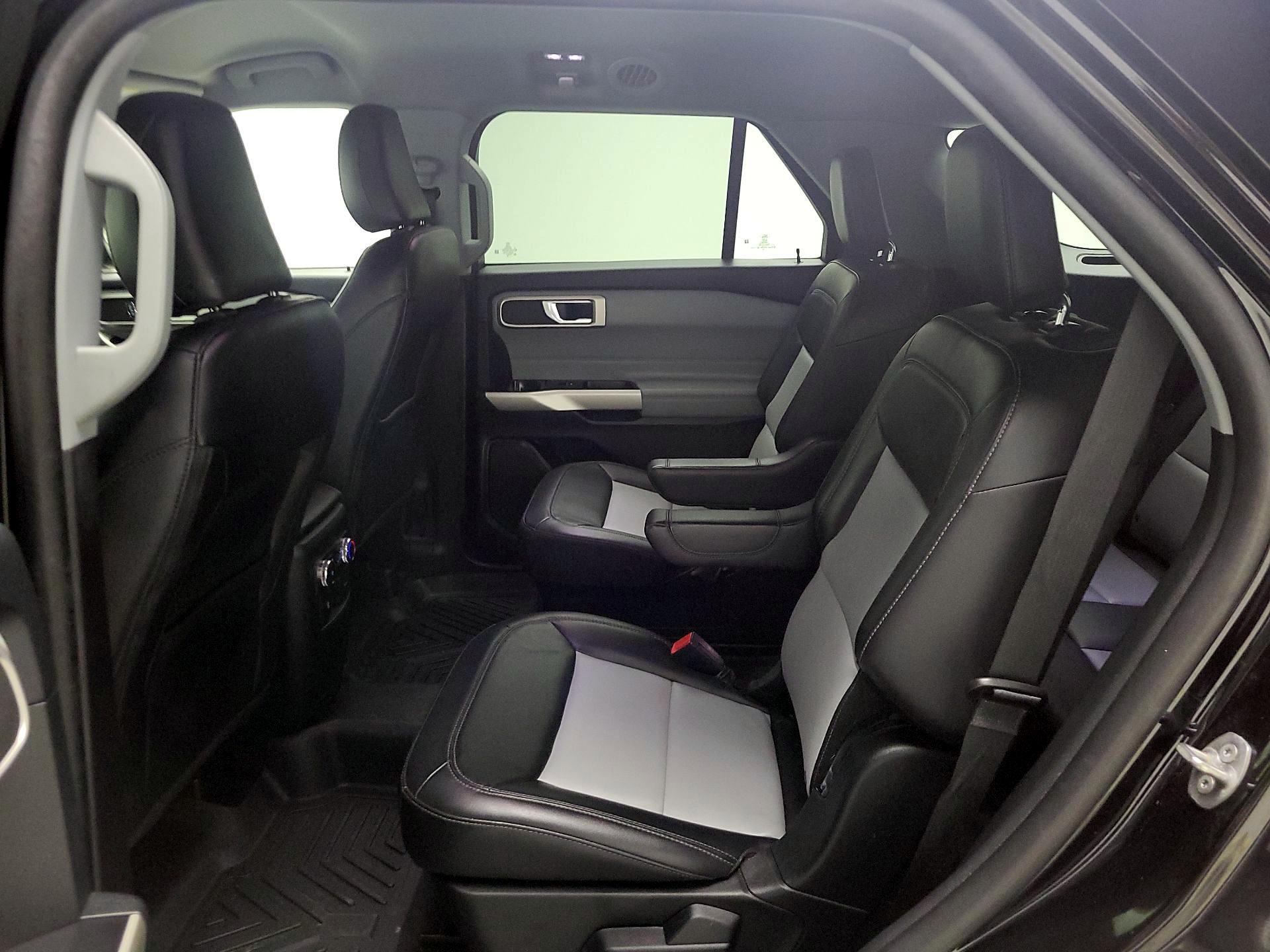 Thumbnail: 2022 Ford Explorer - 17