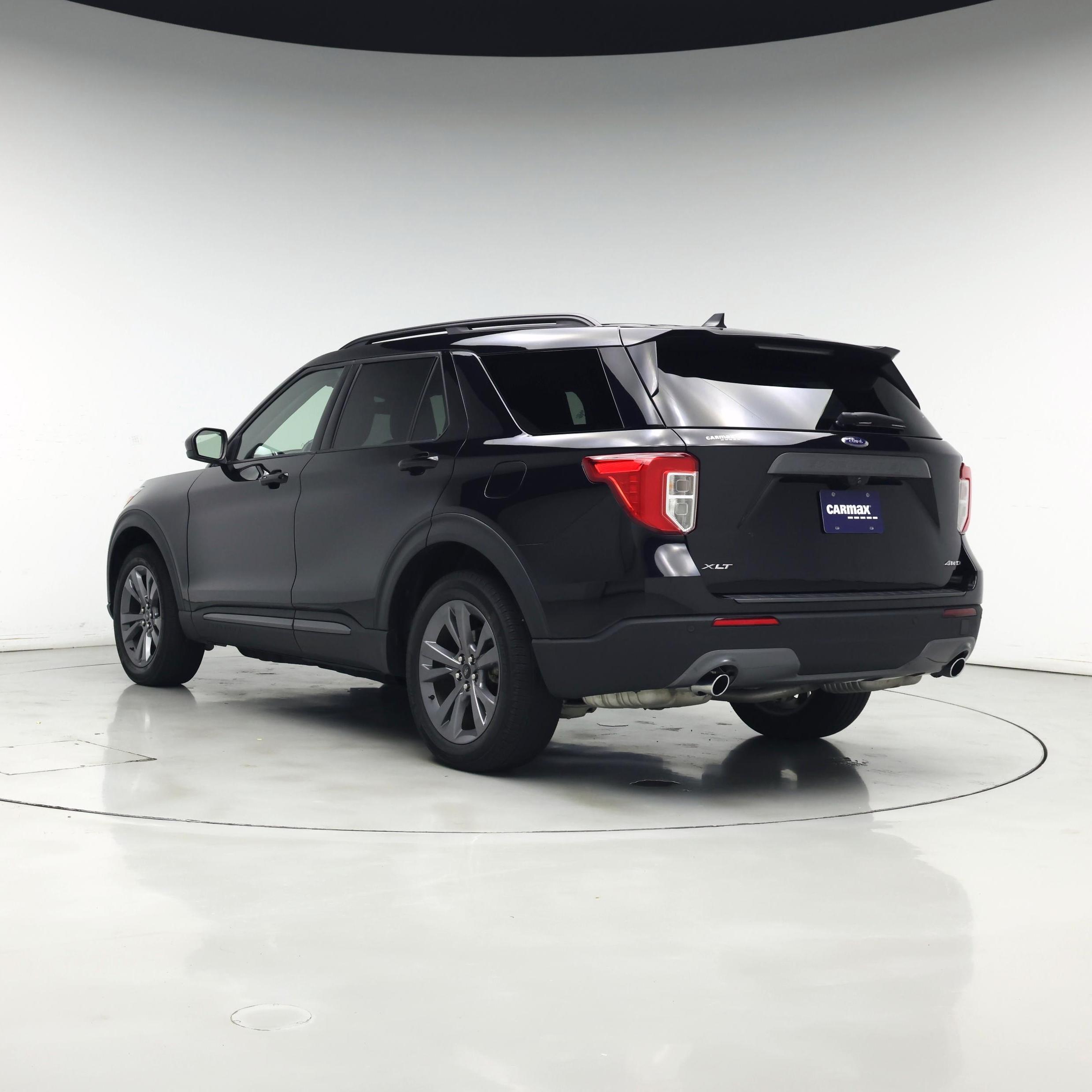 Thumbnail: 2022 Ford Explorer - 2