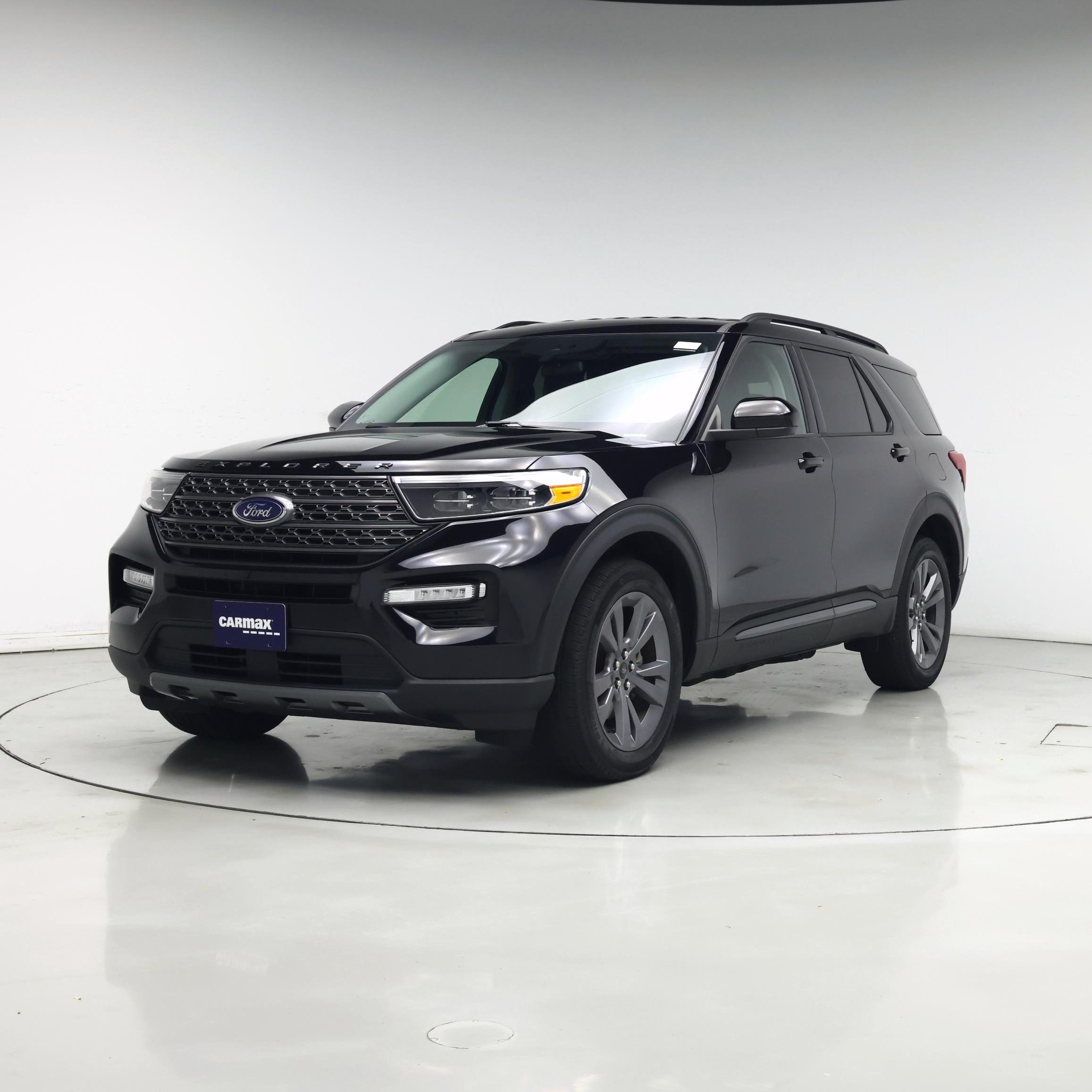 Thumbnail: 2022 Ford Explorer - 4