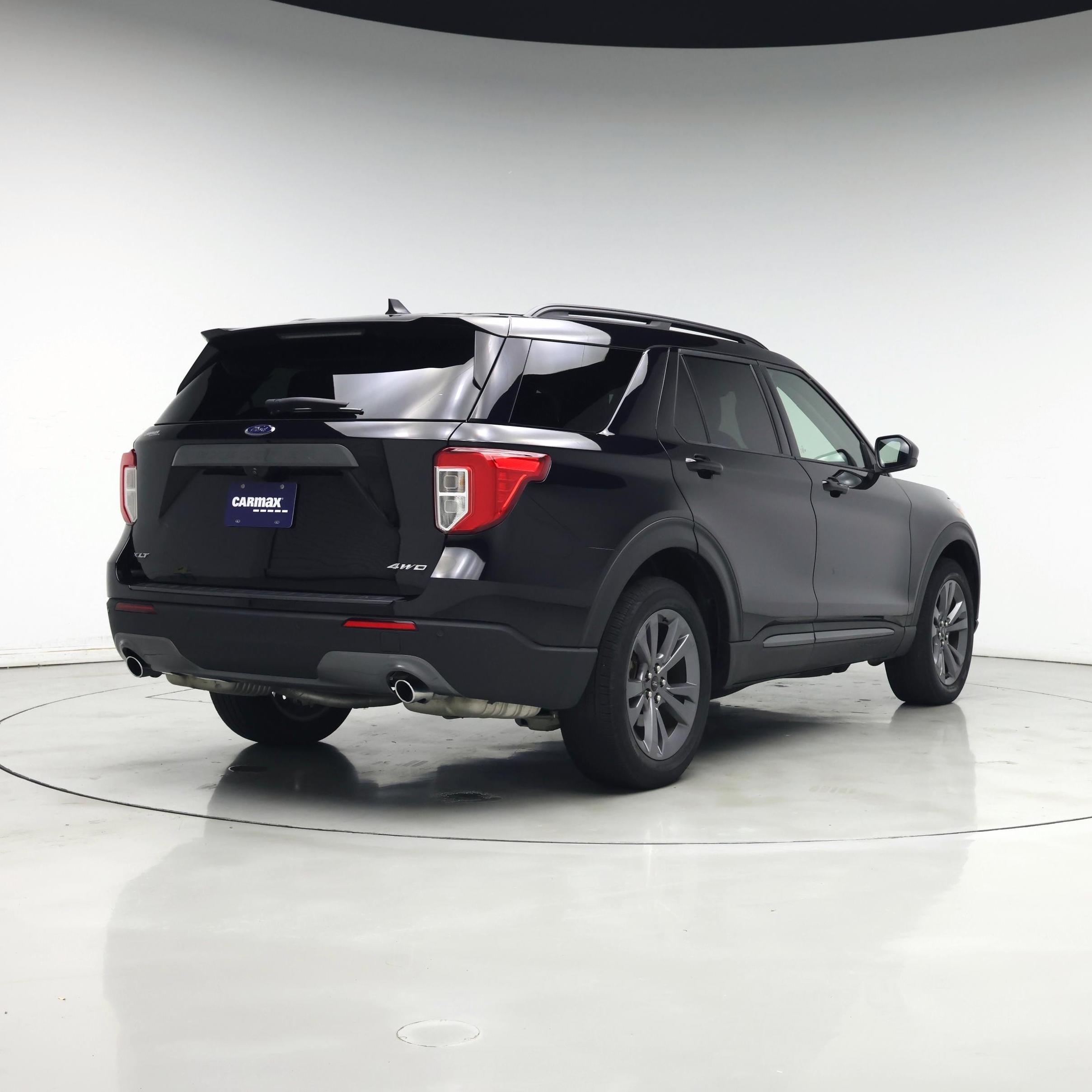 Thumbnail: 2022 Ford Explorer - 8