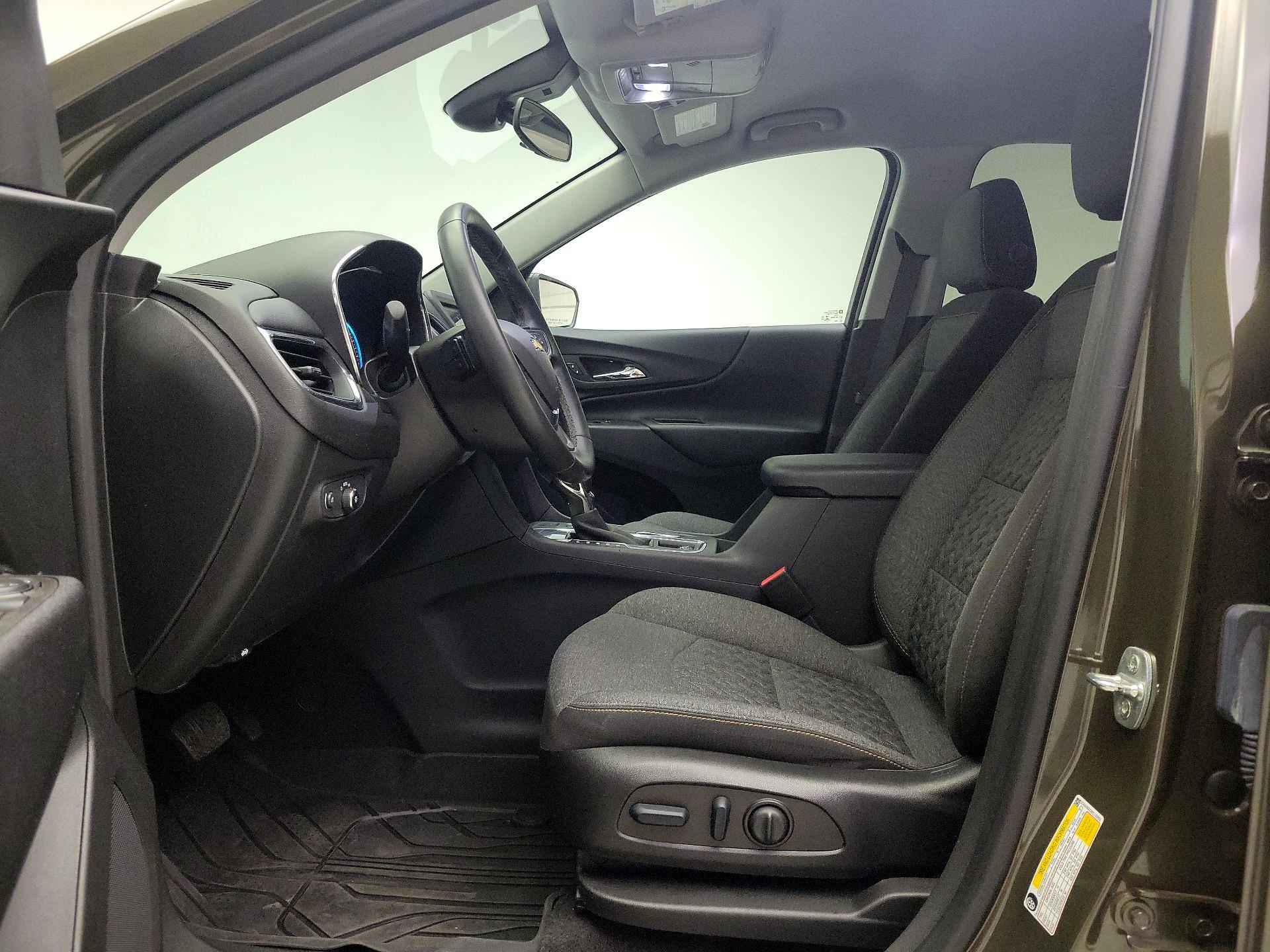 Thumbnail: 2023 Chevrolet Equinox - 11