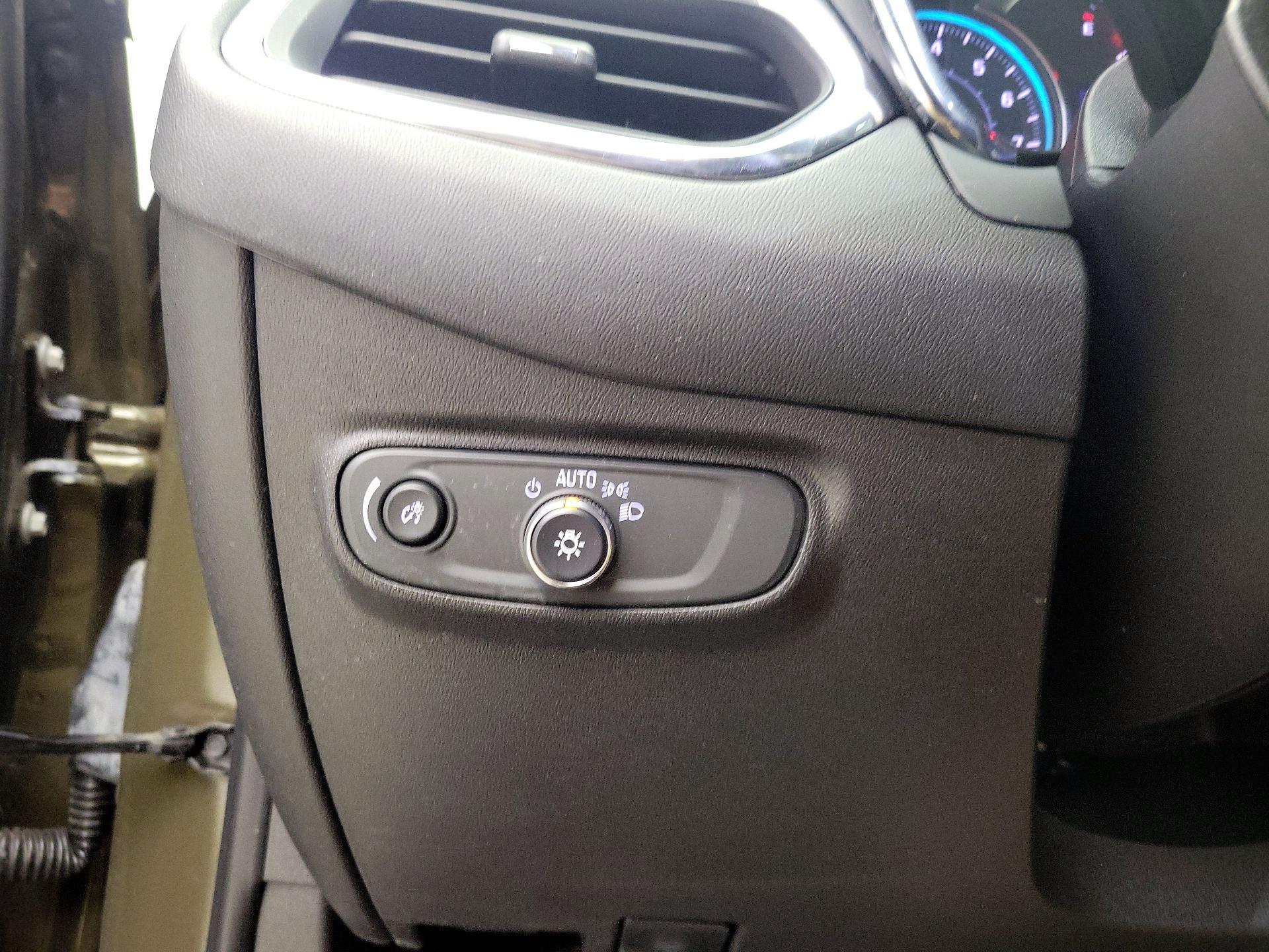 Thumbnail: 2023 Chevrolet Equinox - 13